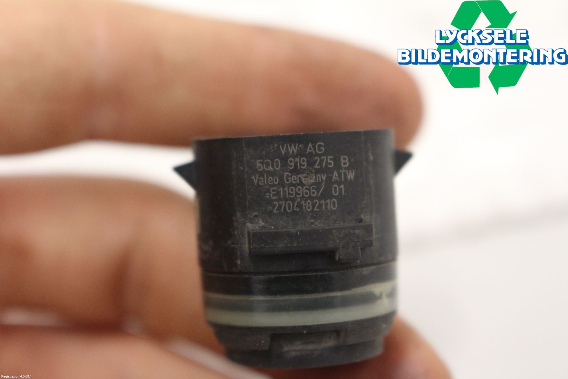 Audi A4/S4 B9 16-19 Parkeringshjälp Backsensor