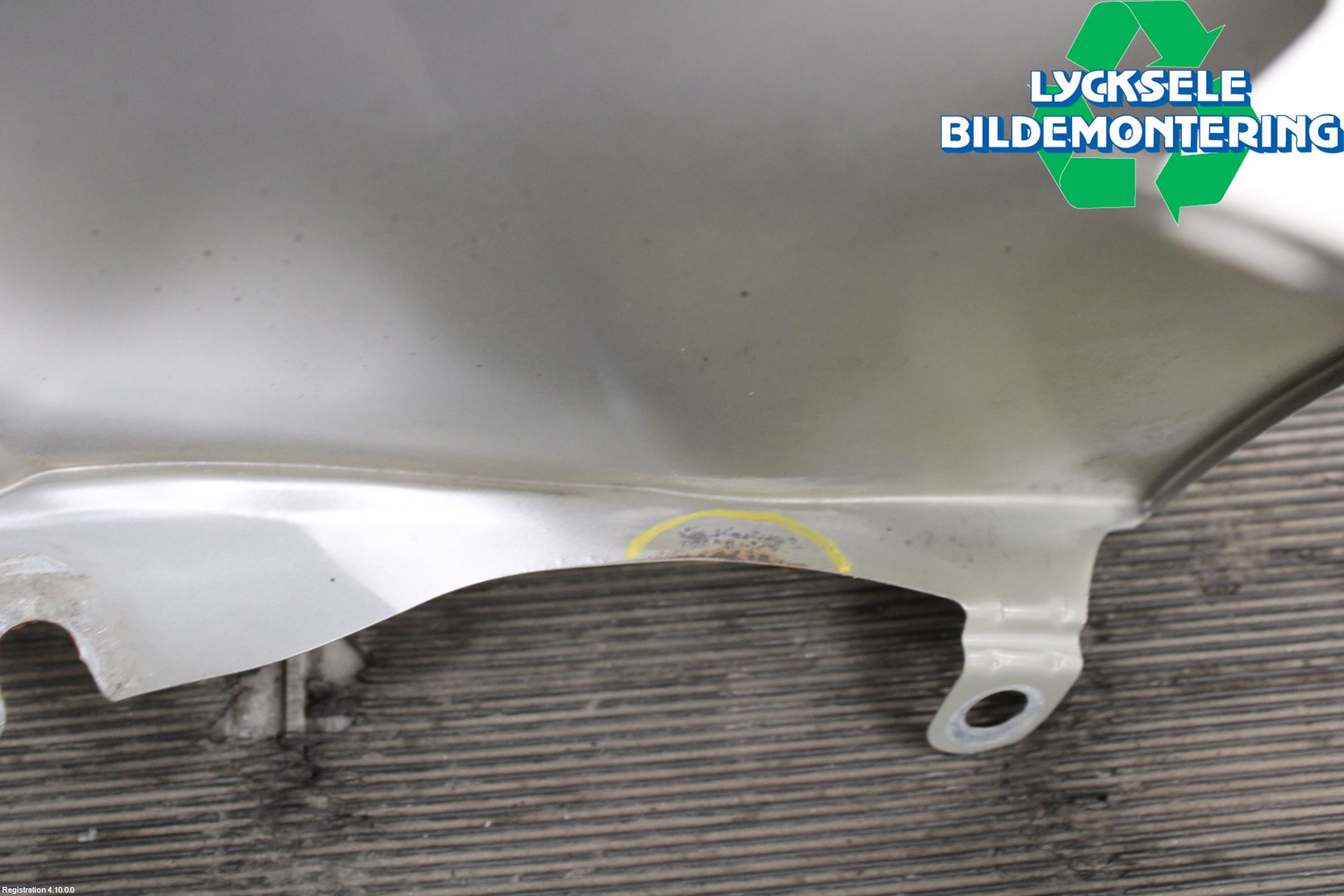 Volkswagen VW PASSAT 11-14 Skärm Fram Höger