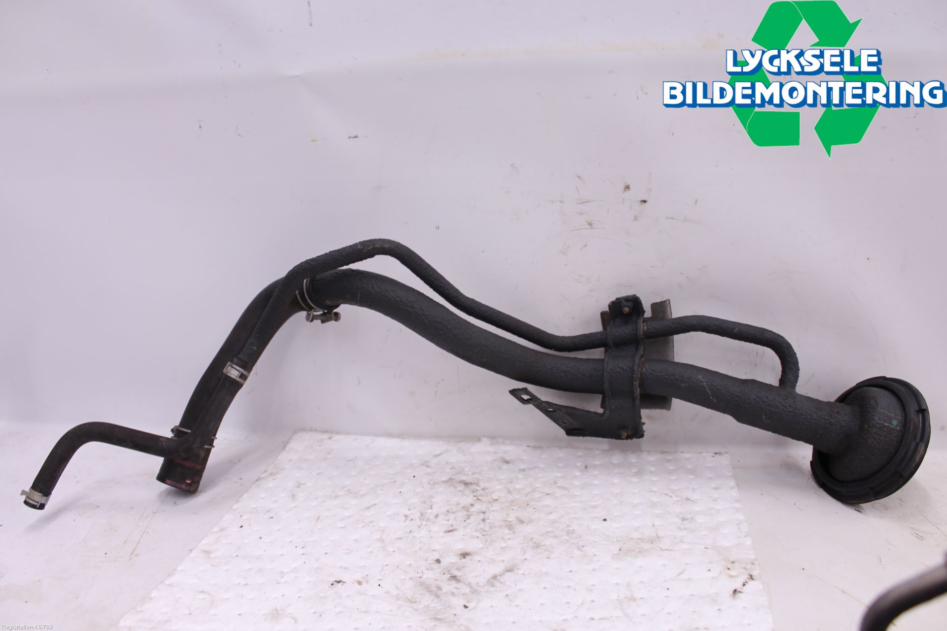 Mercedes-Benz MB X-KLASS (BR 470) 18-20 Bränslepåfyllnrör-Slang