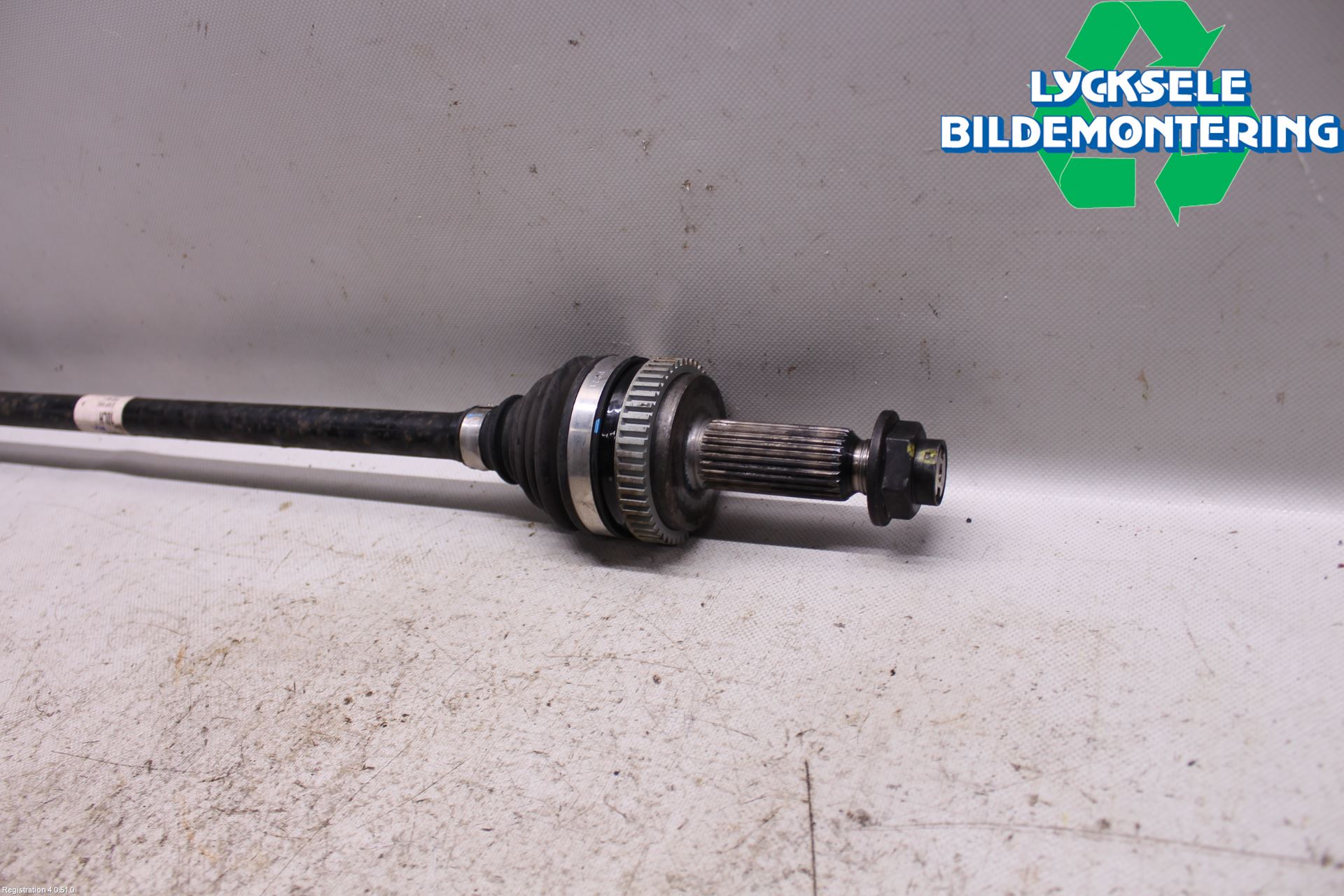 Kia SPORTAGE (SL) 11-15 Drivaxel Fram Vänster