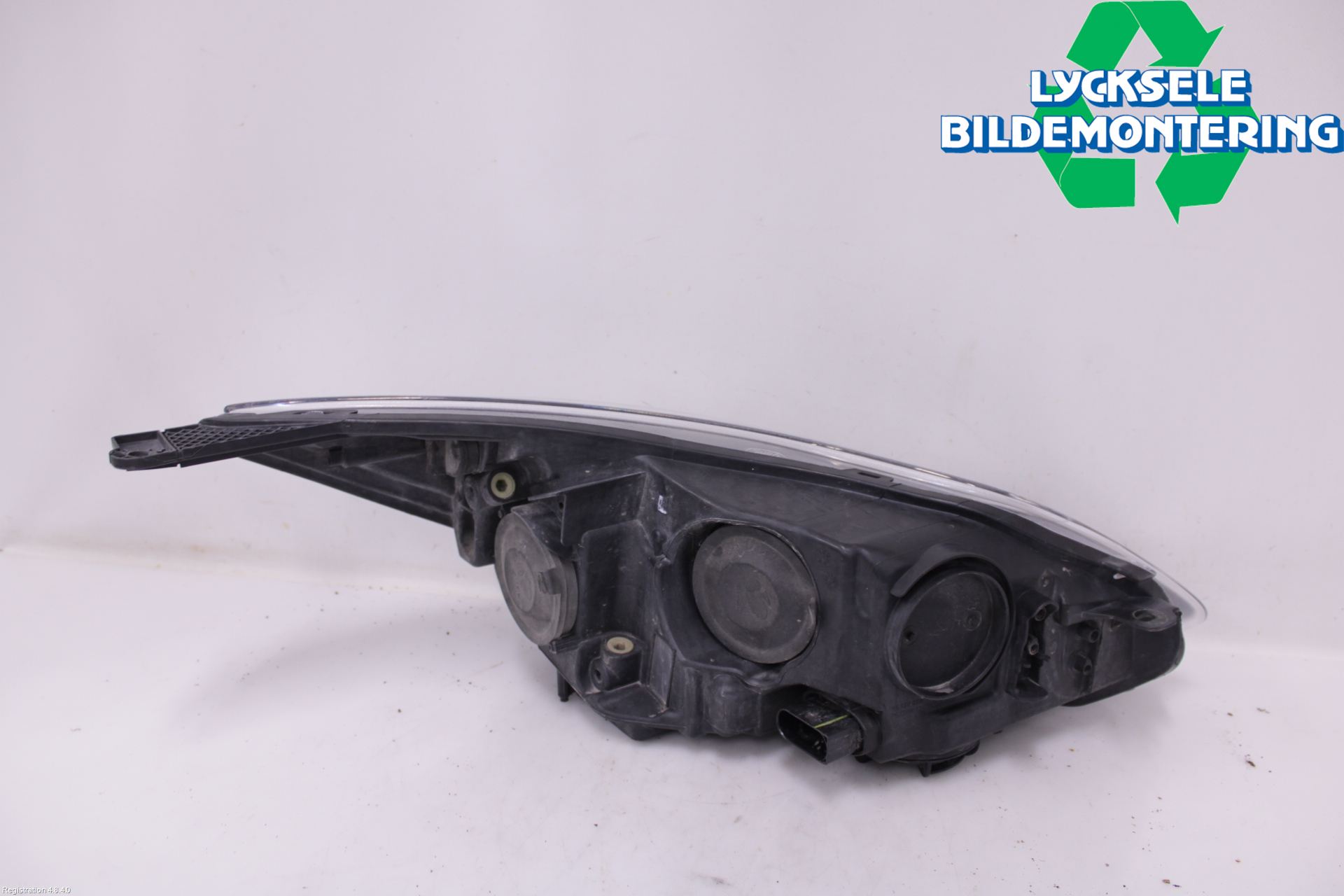 Ford FOCUS 11-14 Strålkastare Vänster