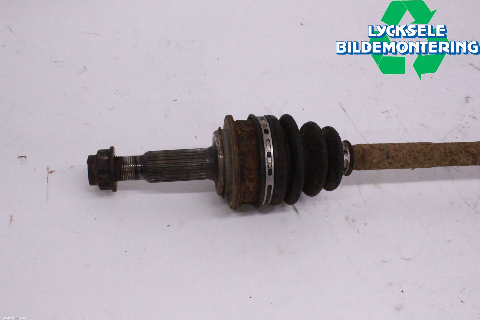 Lexus RX AL10 09-15 Drivaxel Bak Vänster