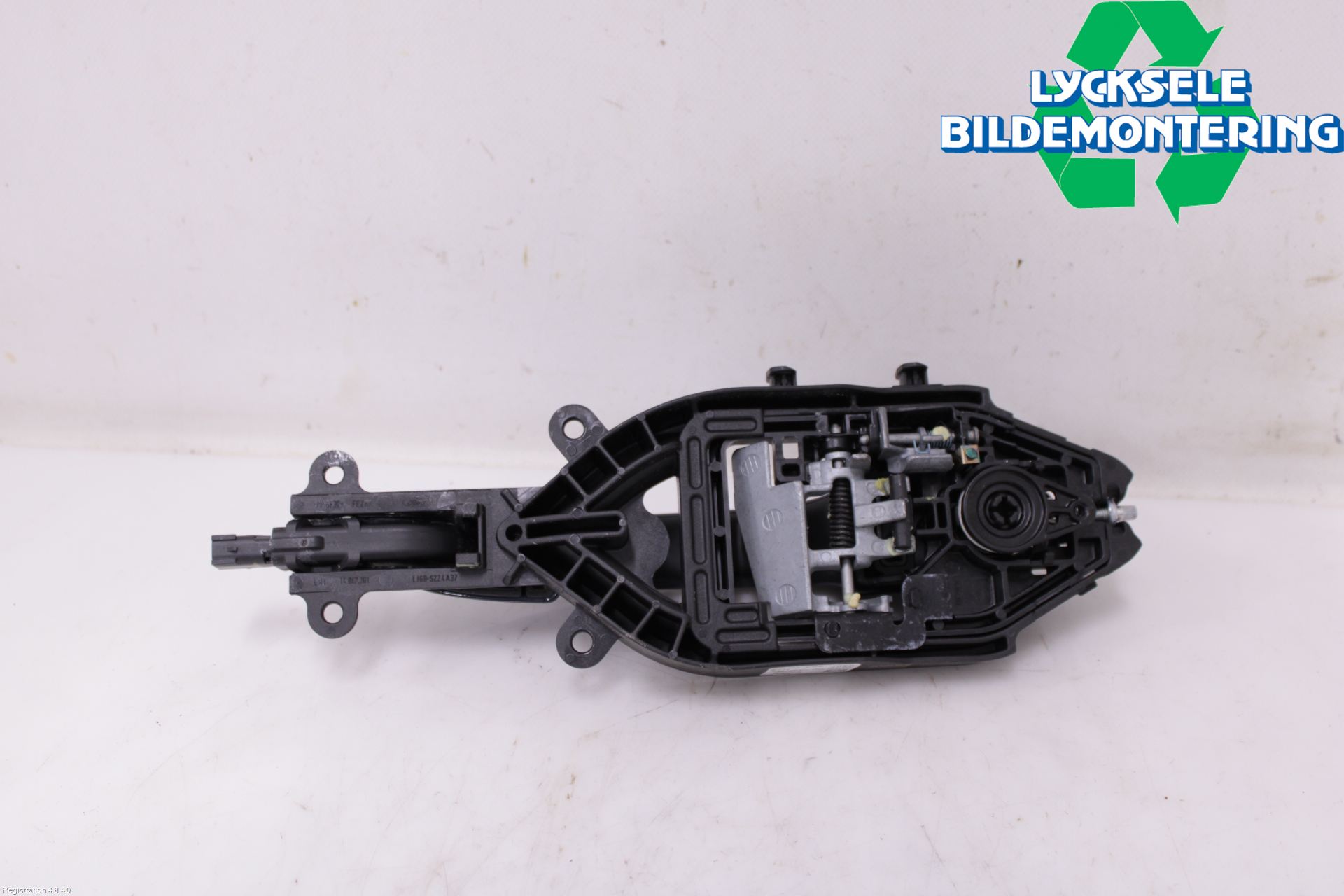 Ford KUGA/KUGA PHEZ/FHEV 20- Dörrhandtag Yttre Vä