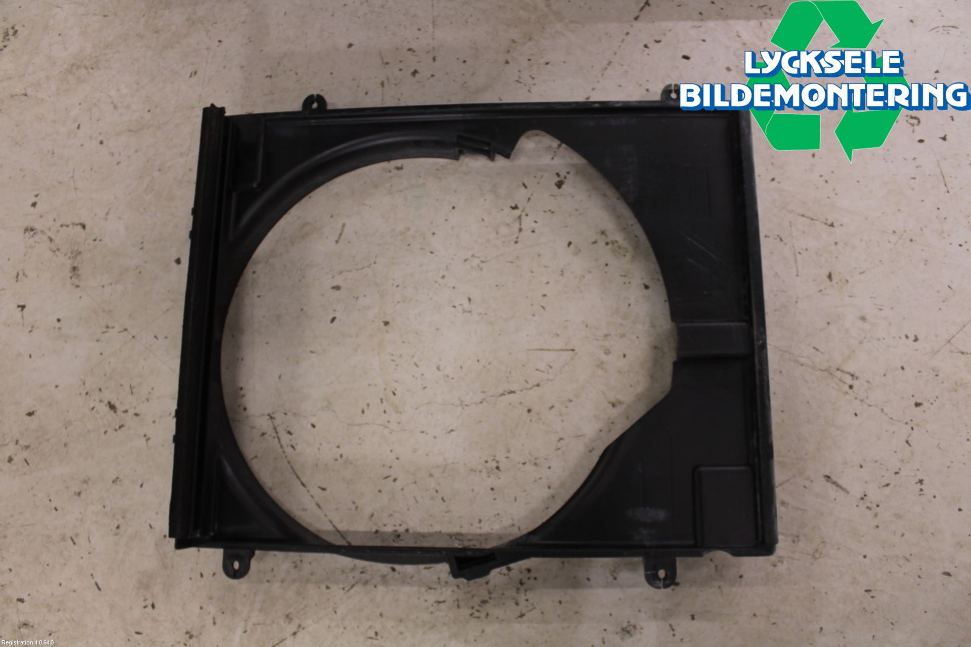 Mitsubishi L200 06-15 Kylfläktkåpa