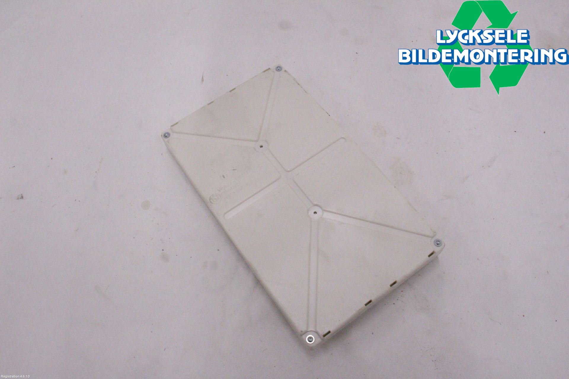 BMW X3 G01 18- Säkringsdosa-Elcentral