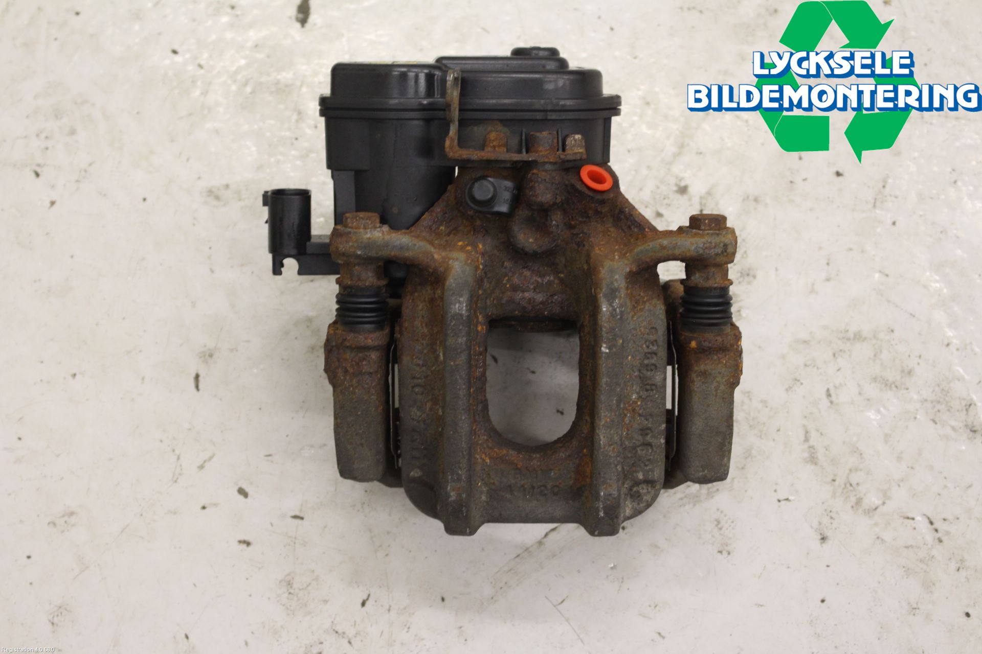 BMW 5 F10/F11/F18 09-17 Bromsok Bak Vänster