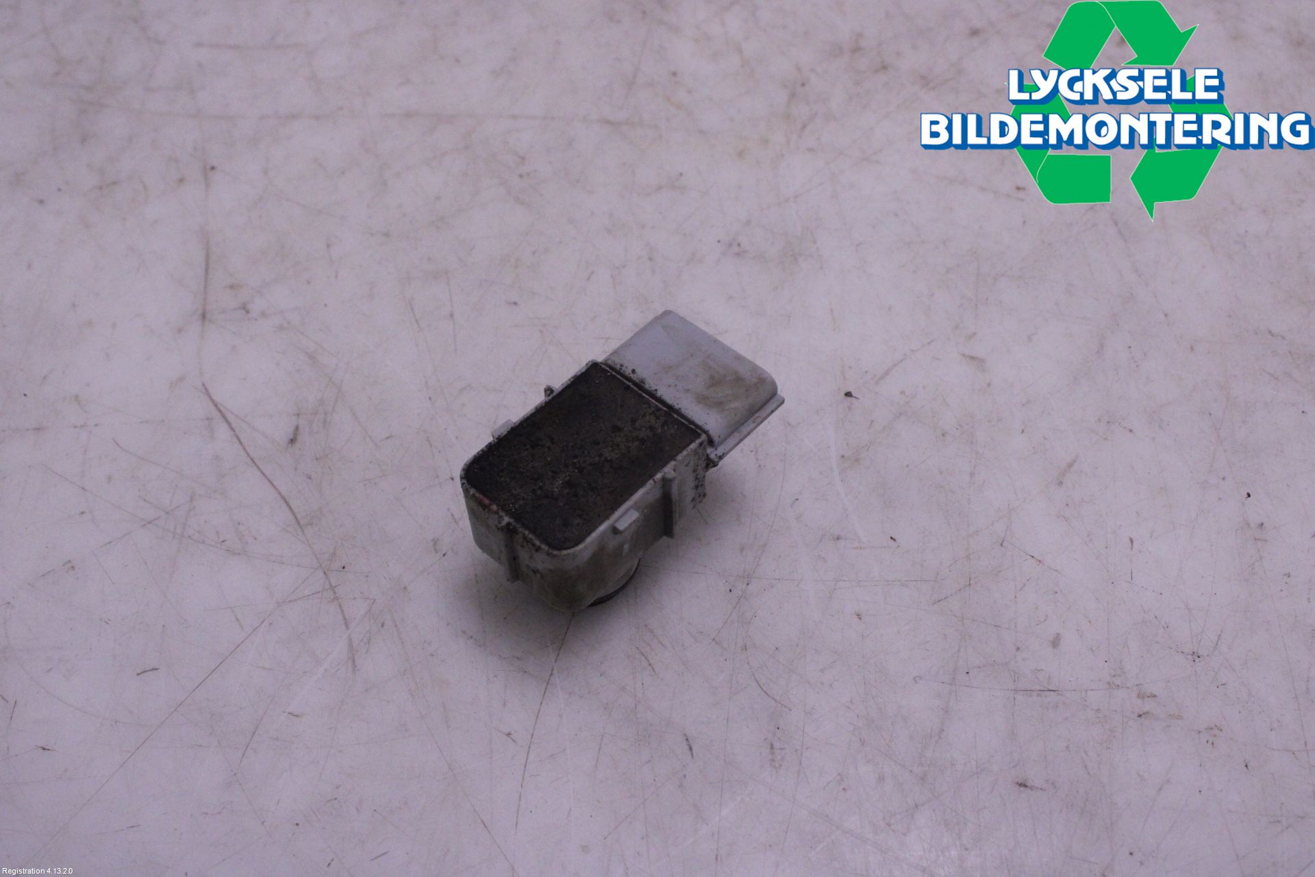 Hyundai SANTA FE 13-18 Parkeringshjälp Backsensor