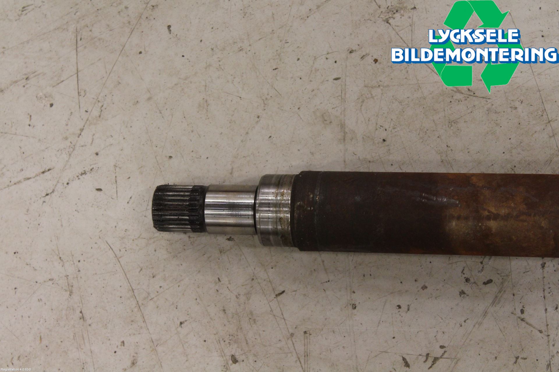 Ford FOCUS 11-14 Drivaxel Fram Höger