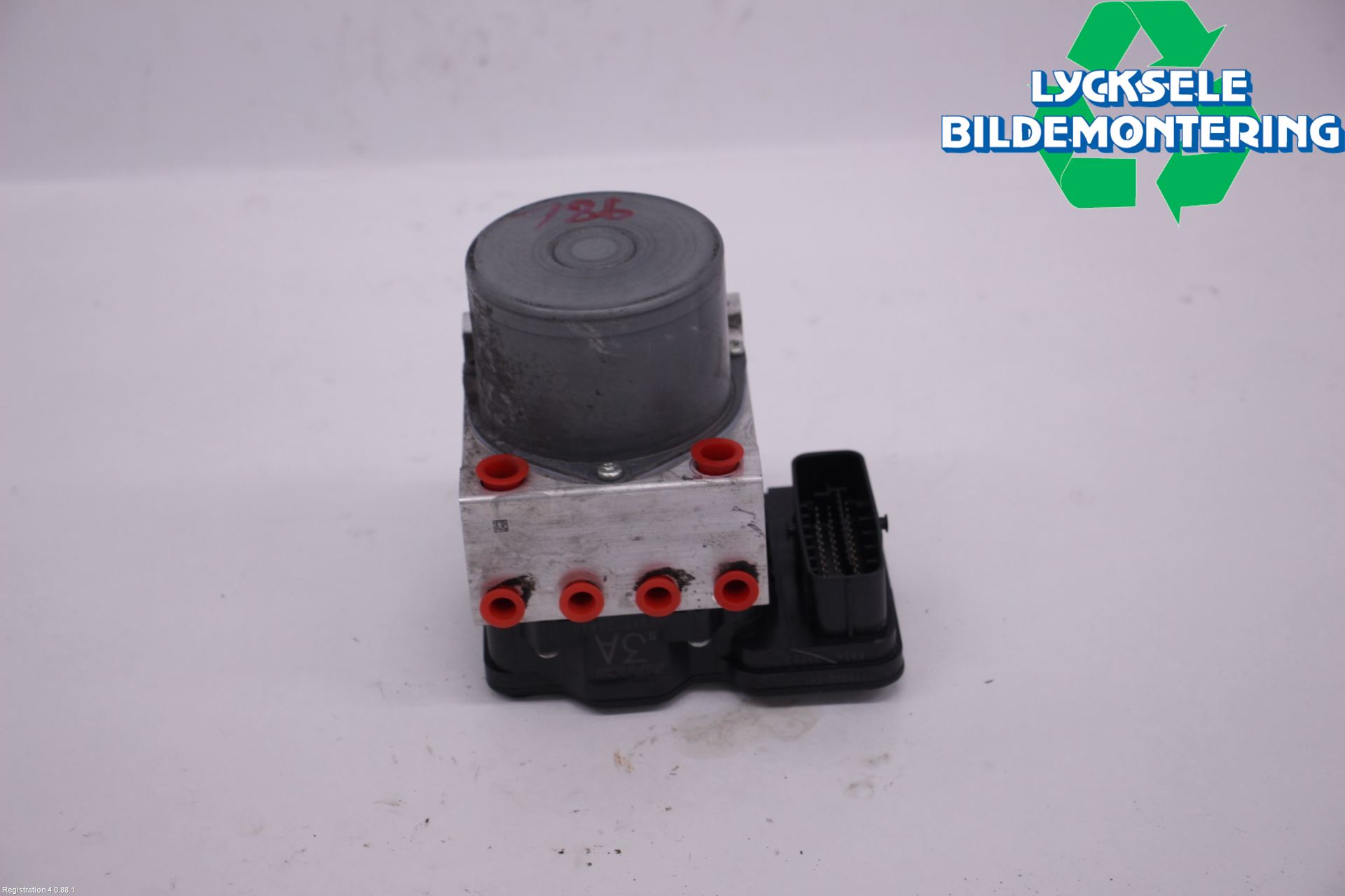 Toyota HILUX 16- Abs Hydraulpump