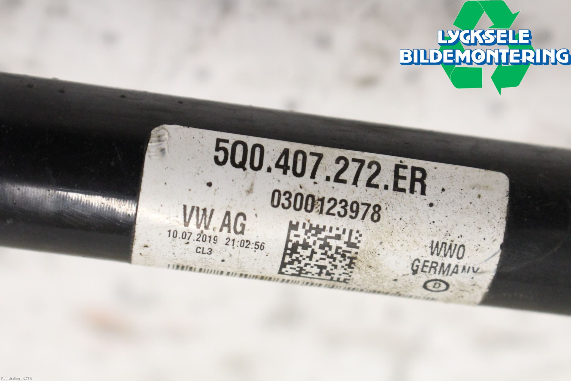 Volkswagen VW CADDY 16-20 Drivaxel Fram Höger