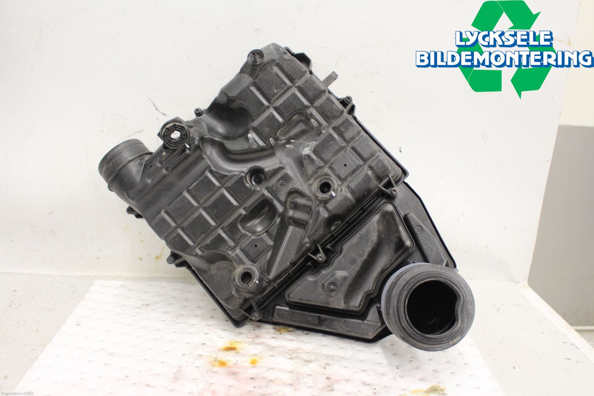 Volkswagen VW POLO VI 18->> Luftrenare