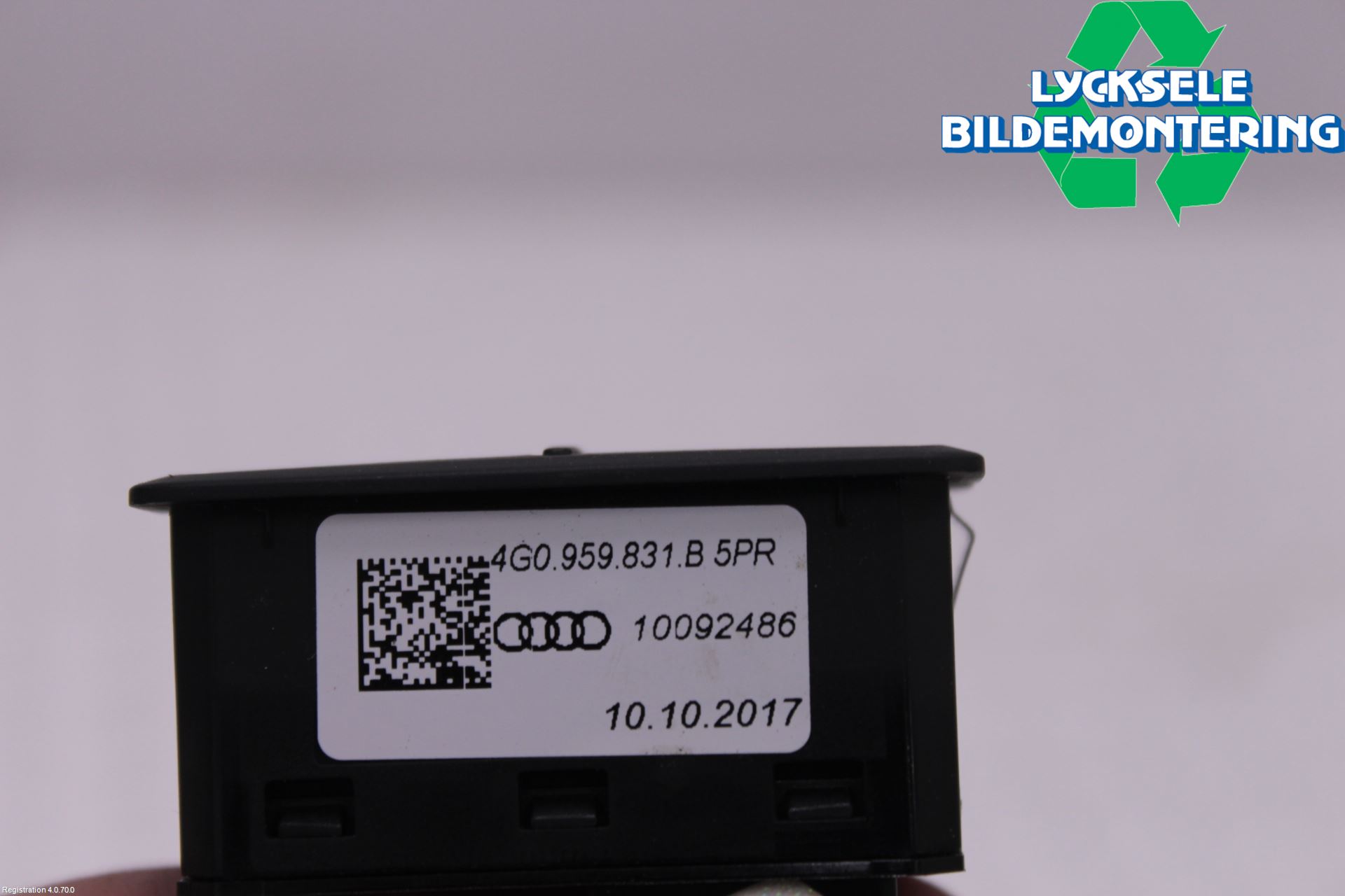 Audi Q3 8U 12-18 Strömställare Baklucka