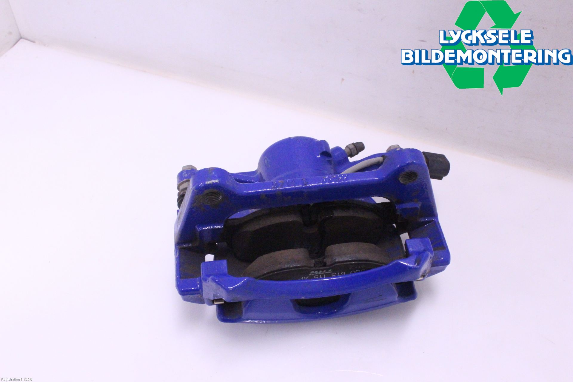 Volkswagen VW PASSAT 20-24 Bromsok Fram Höger