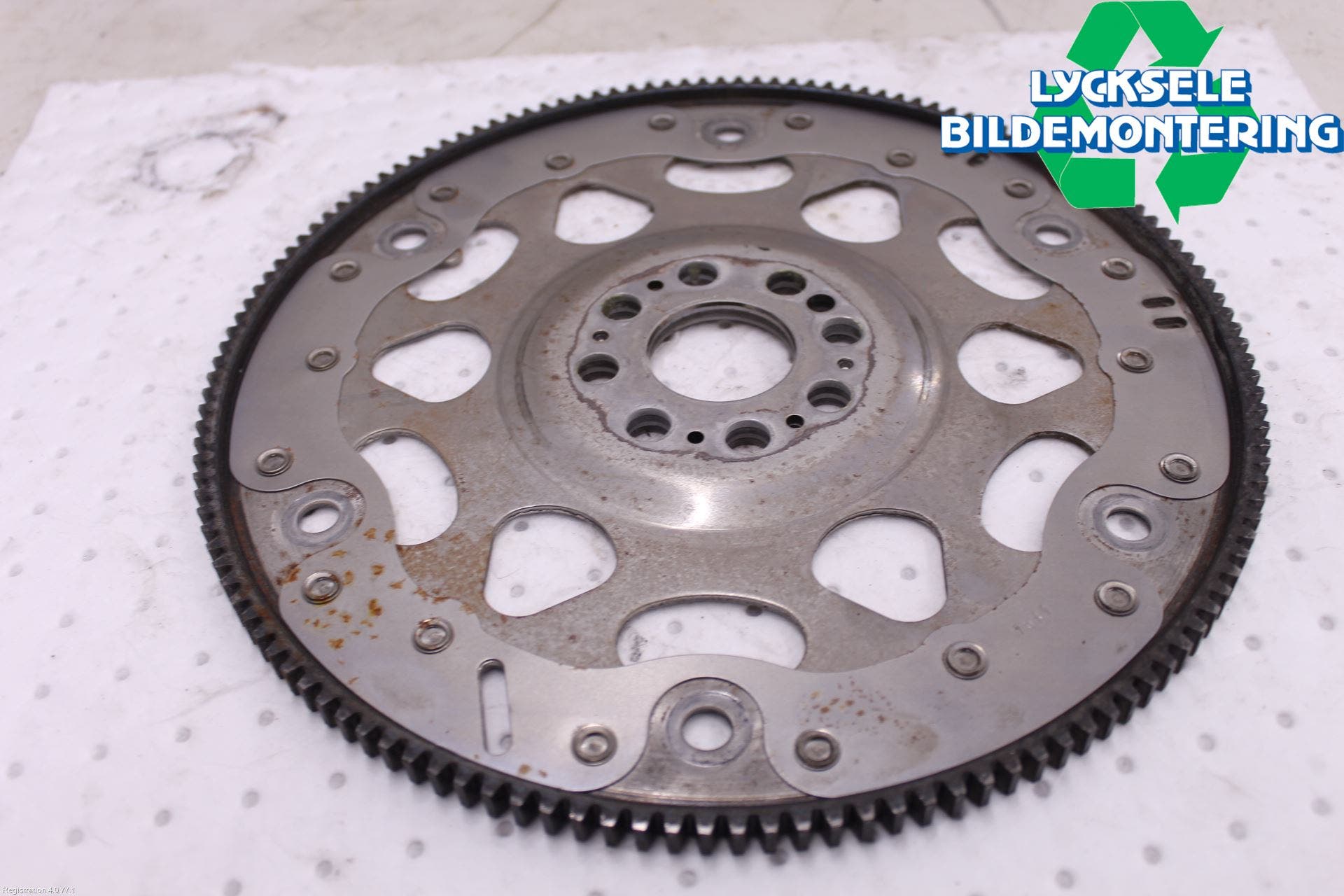 BMW X1 F48 15-22 Svänghjul Aut