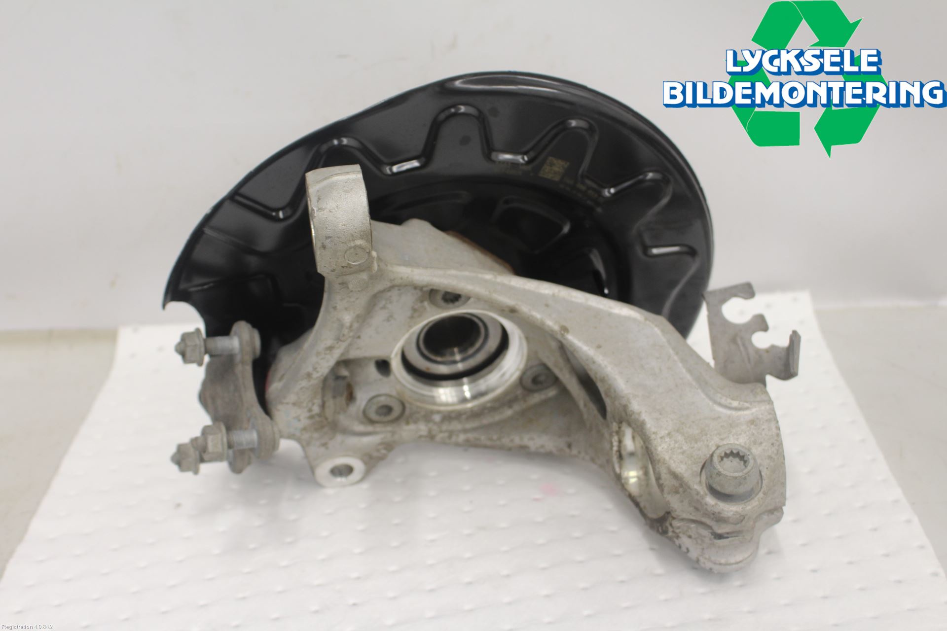 Audi A3/S3 8Y 21- Styrspindel Lagerhus Vä