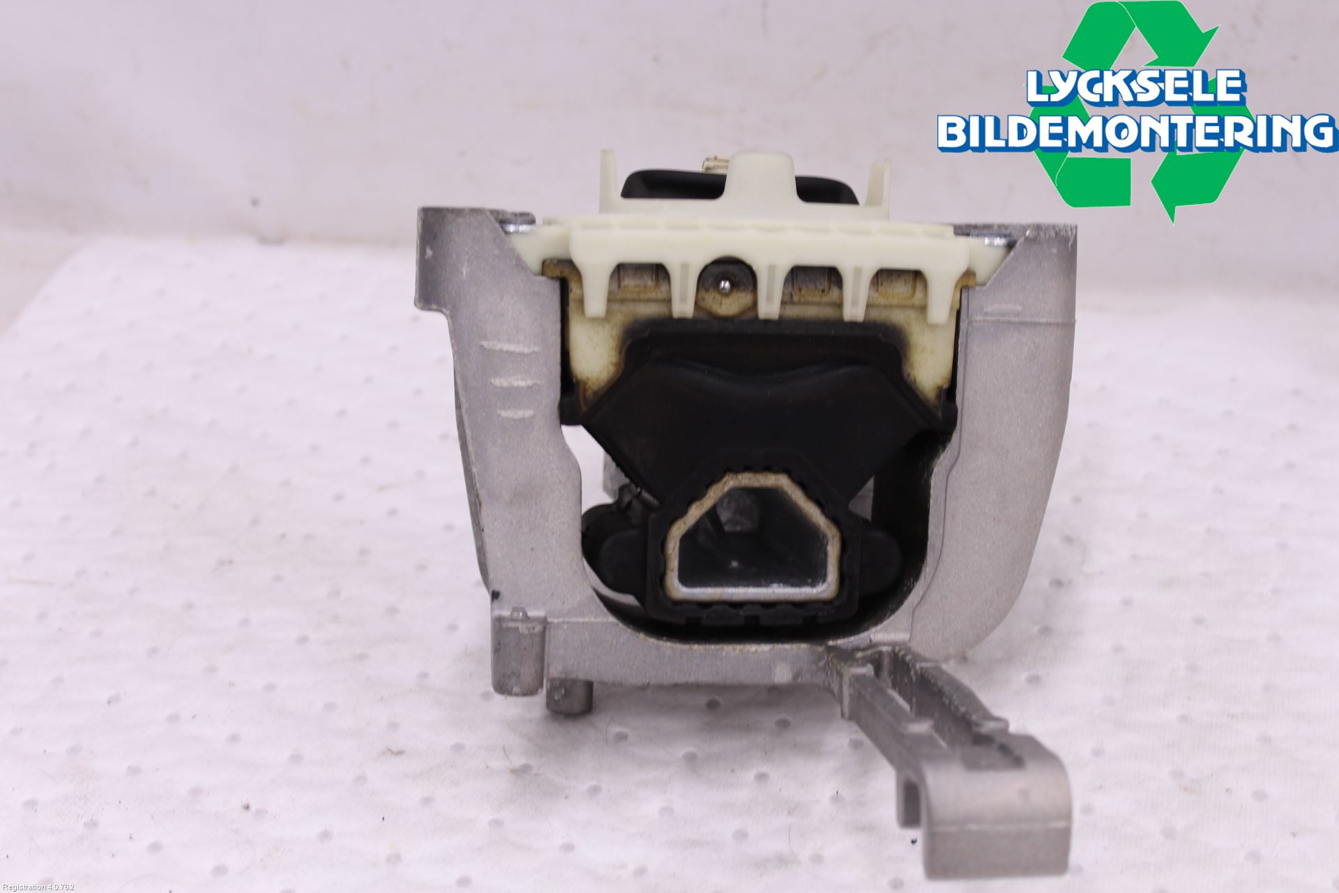 Audi A1 19- Motorfäste