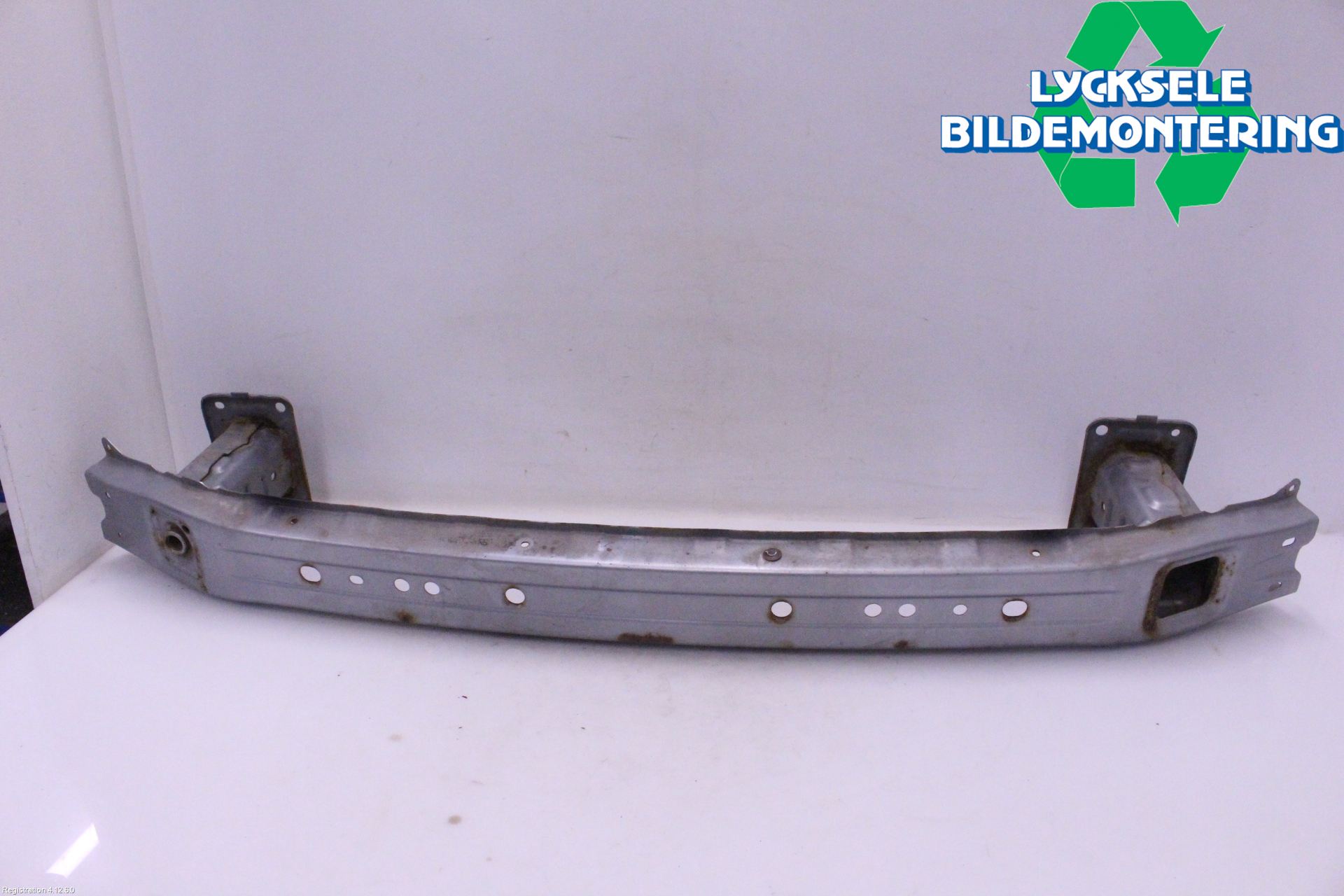 Subaru OUTBACK 10-15 Stötfångarbalk Fram