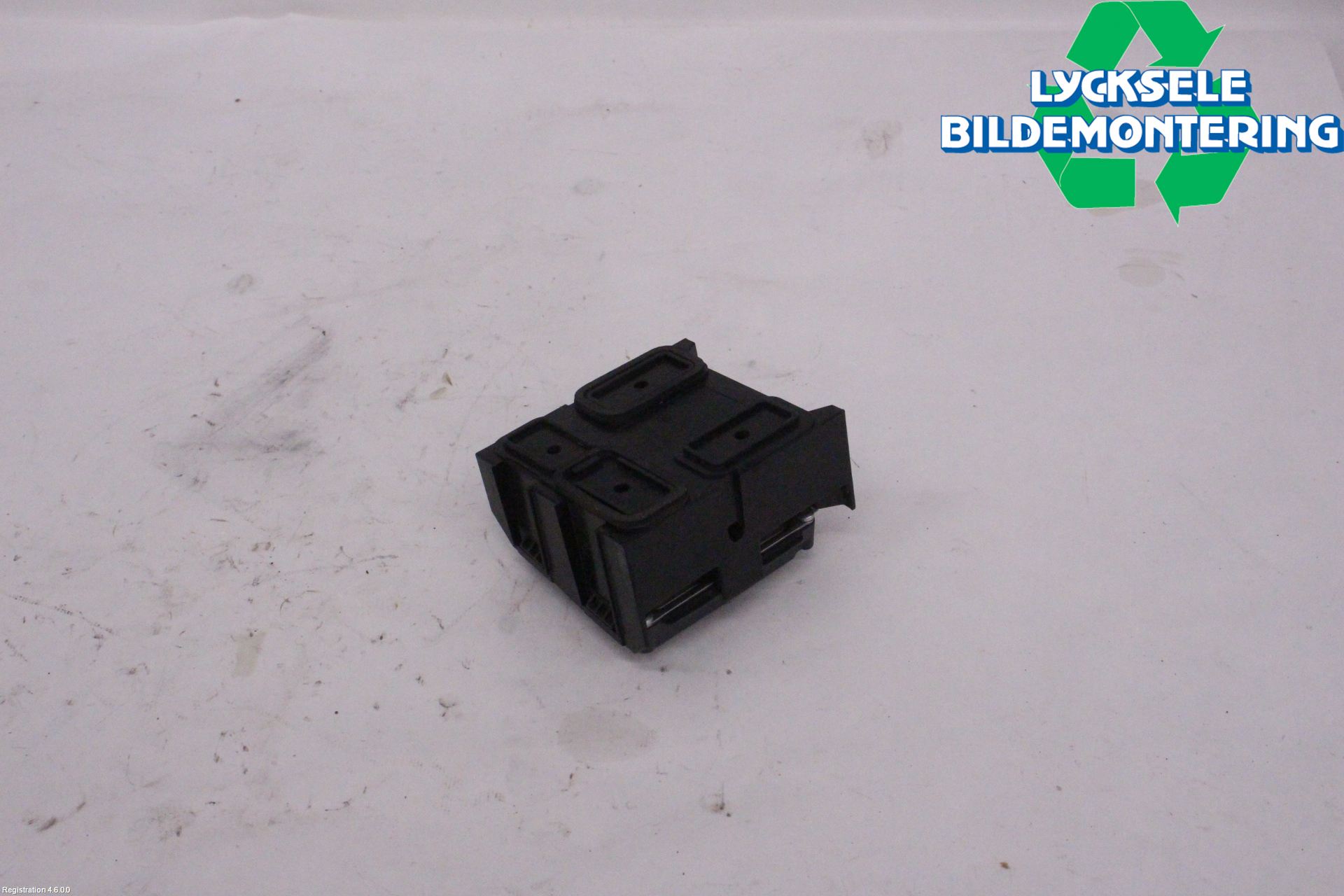 Ford KUGA/KUGA PHEZ/FHEV 20- Sensor Aktivt Kollisionsskydd