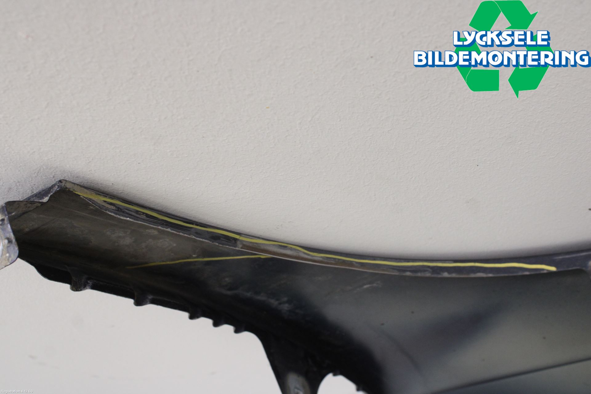 Volkswagen VW PASSAT 11-14 Skärm Fram Höger