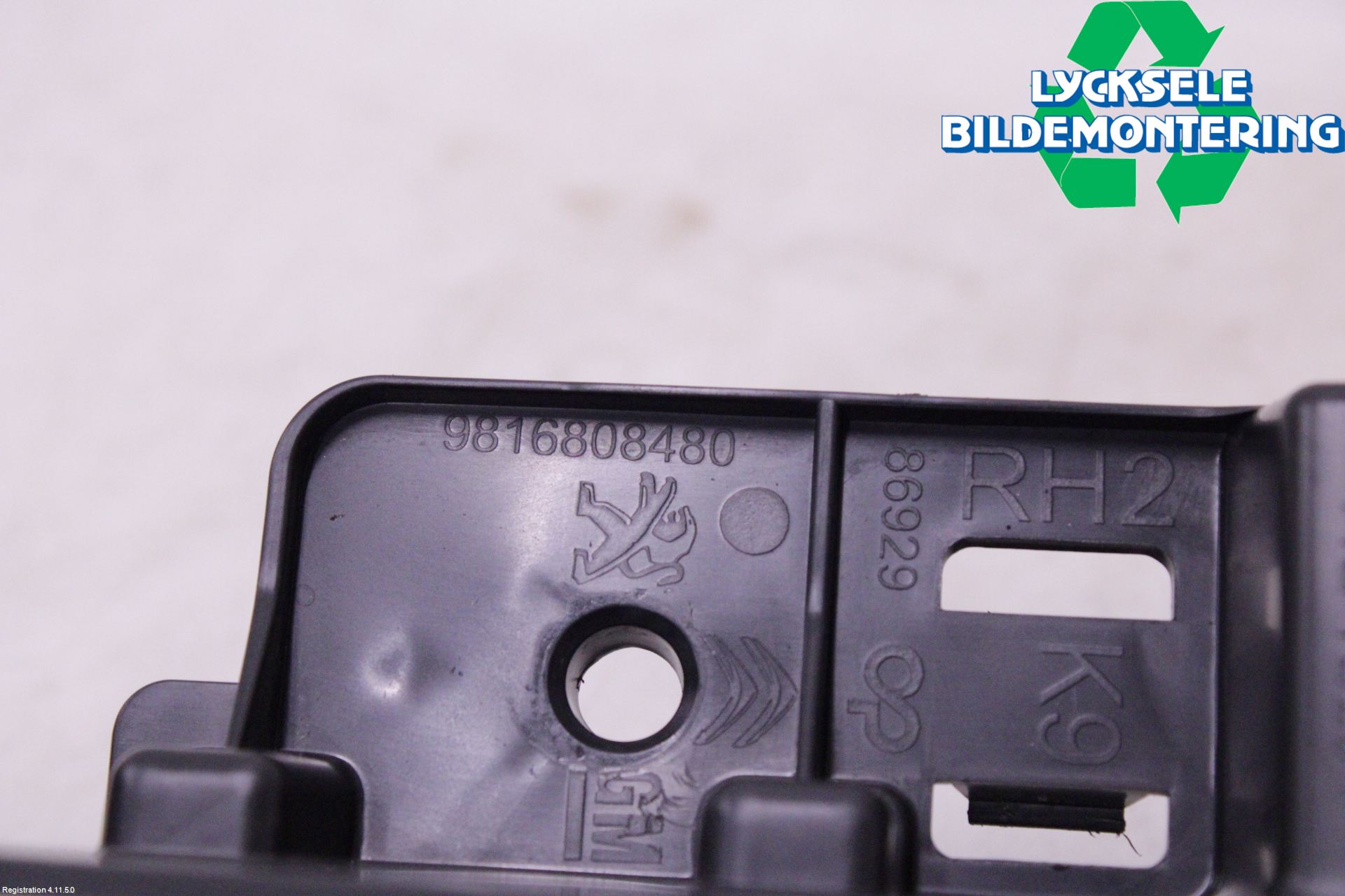 Peugeot PARTNER/E-PARTNER 19- Stötfångarfäste Bak Hö