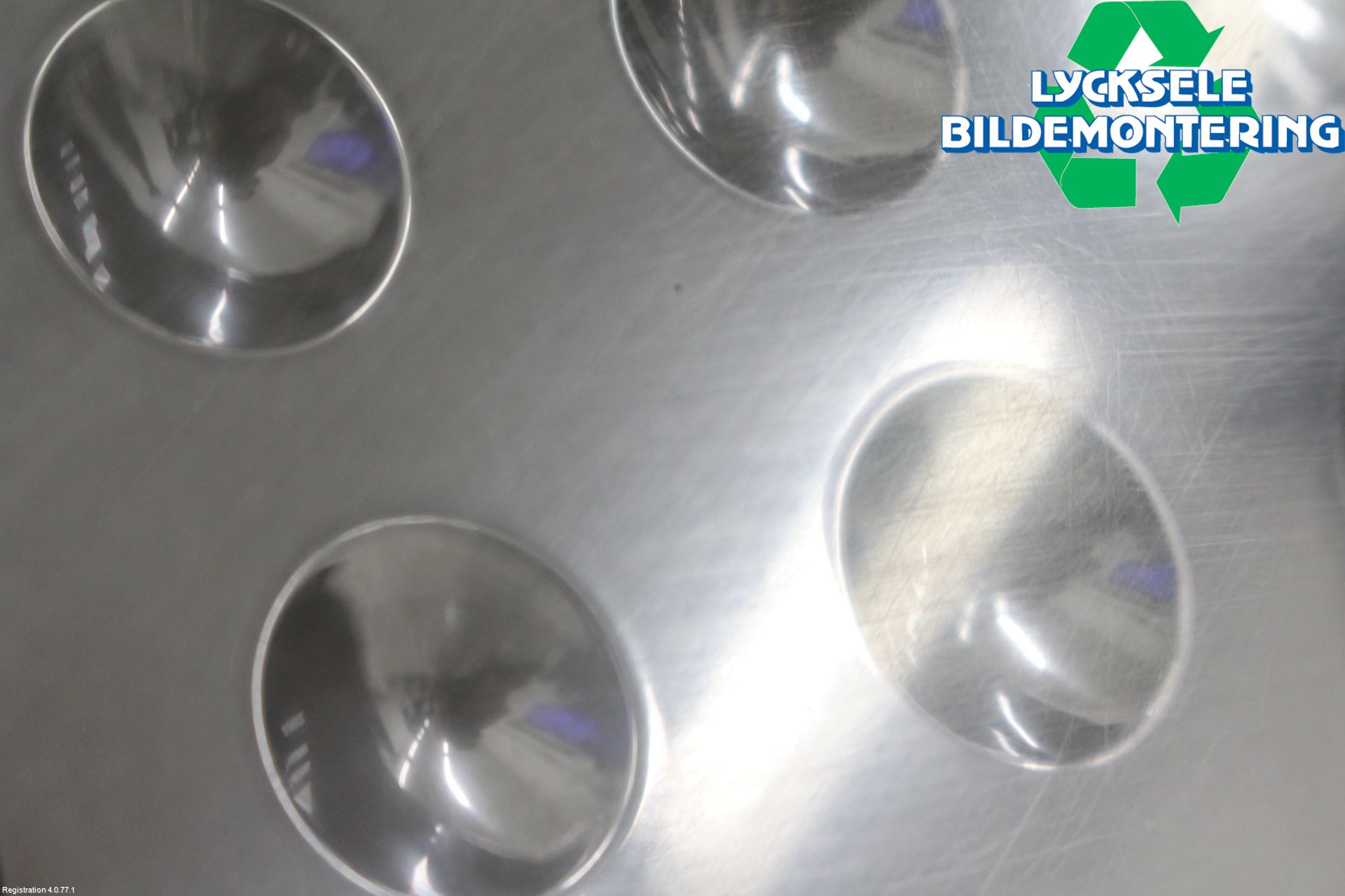 Mitsubishi OUTLANDER 07-12 Bakljus Lucka Vä