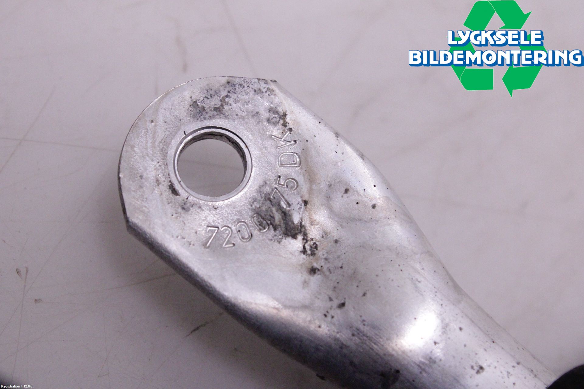 BMW 5 F10/F11/F18 09-17 Frontplåt