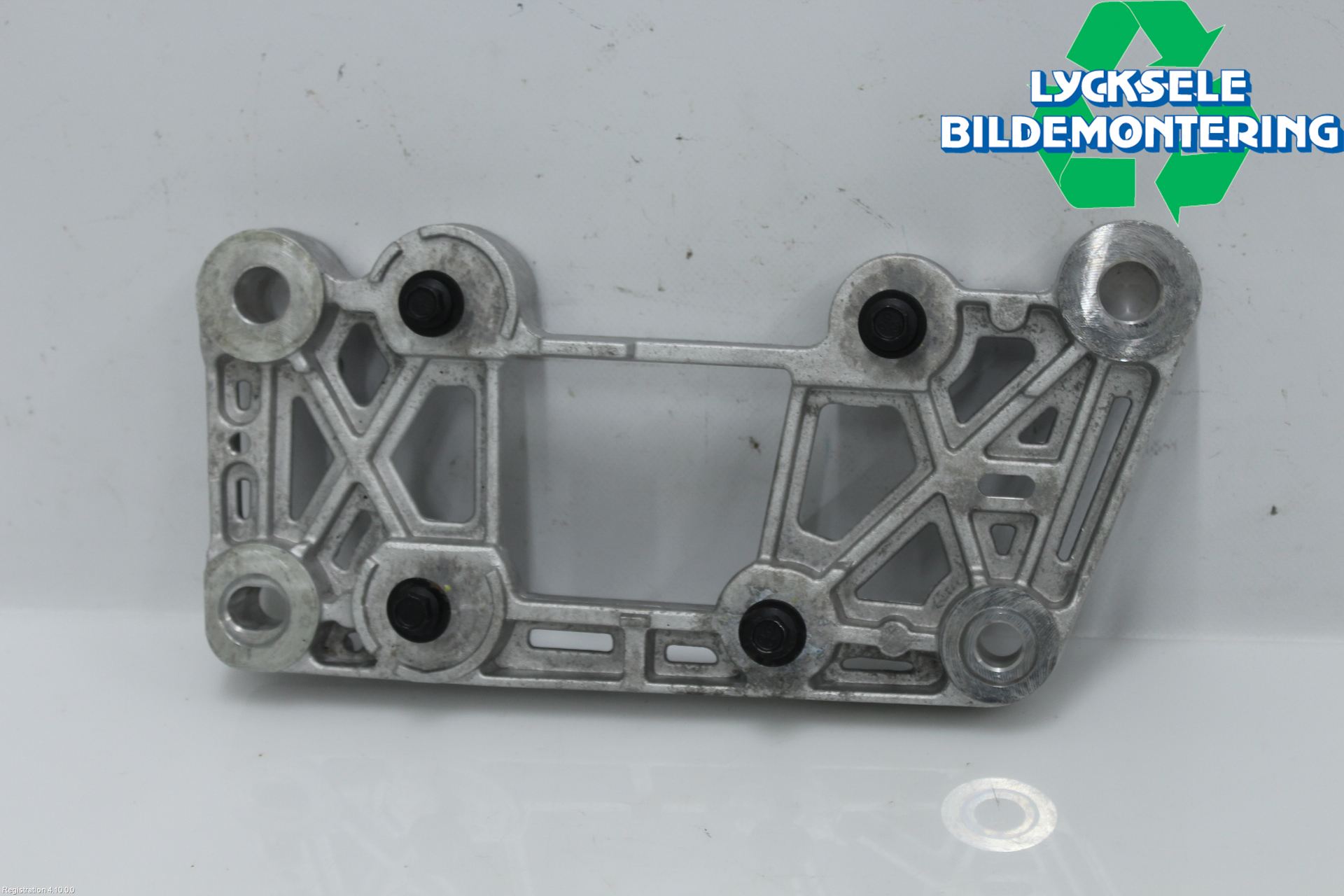 Ford MUSTANG Mach-E 21- Motorbalk