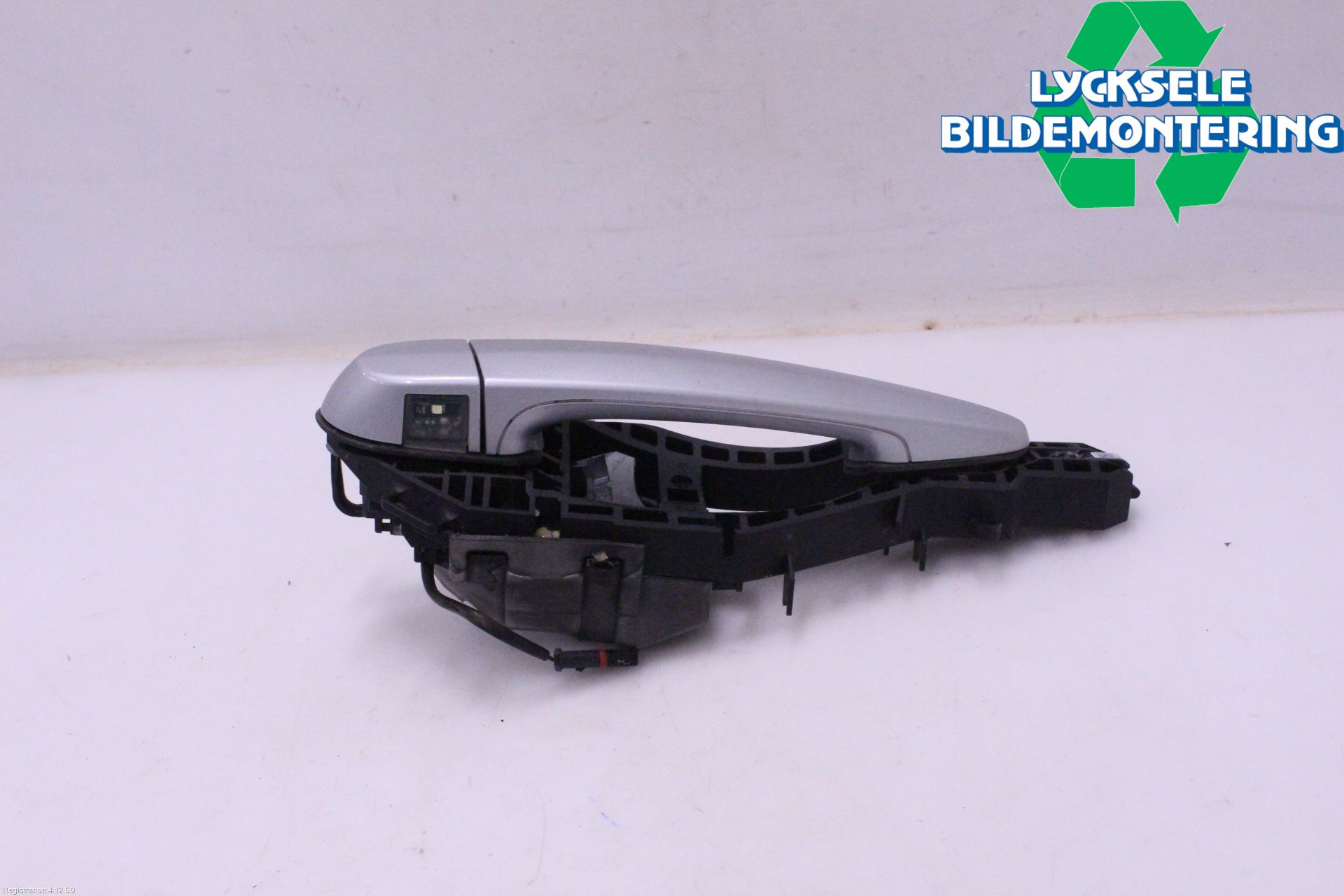 BMW 3 F30/F31/F80 12-19 Dörrhandtag Yttre Hö