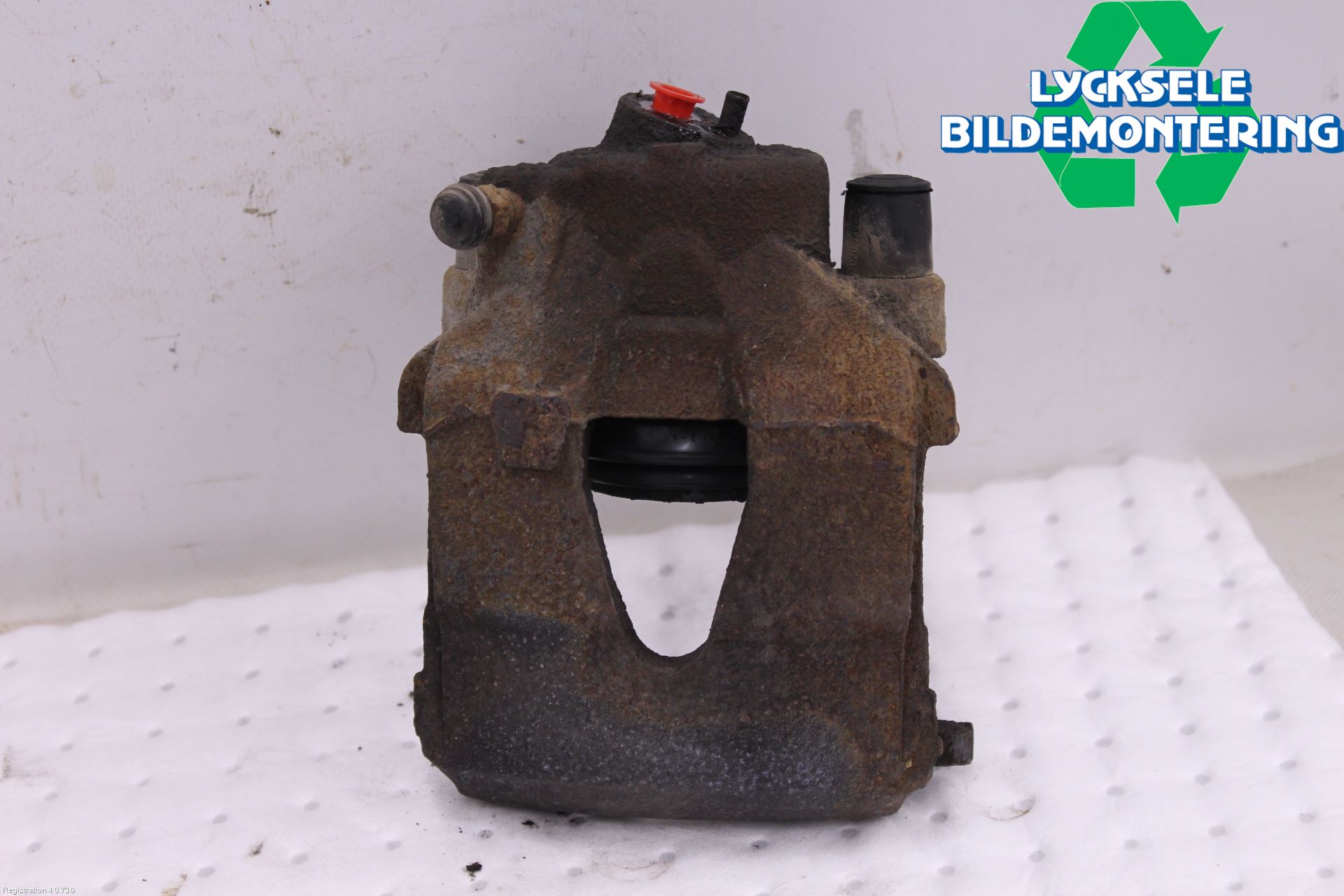 Volkswagen VW POLO 10-17 Bromsok Fram Höger
