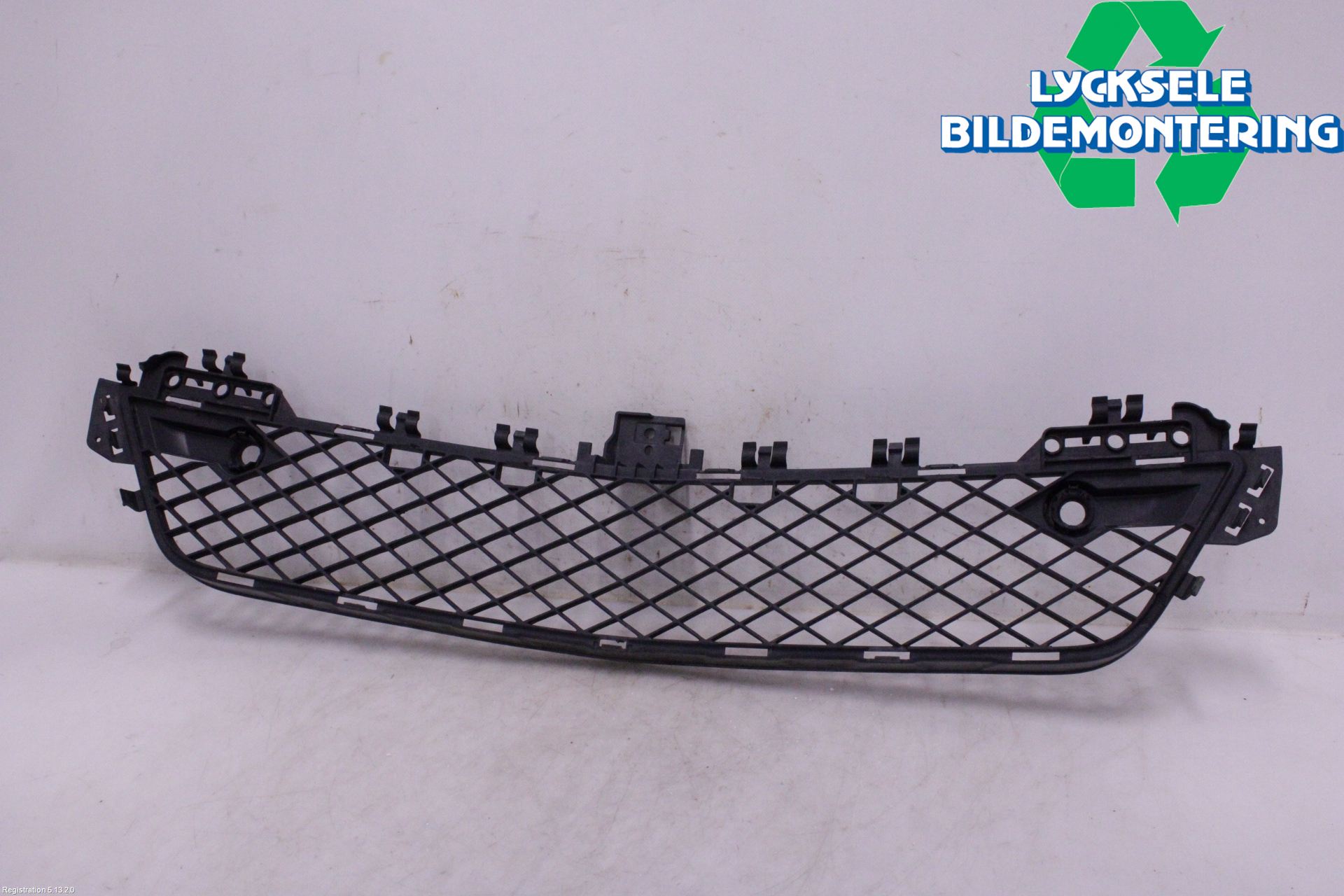 Mercedes-Benz MB C-KLASS (W204) 07-15 Grill-Galler