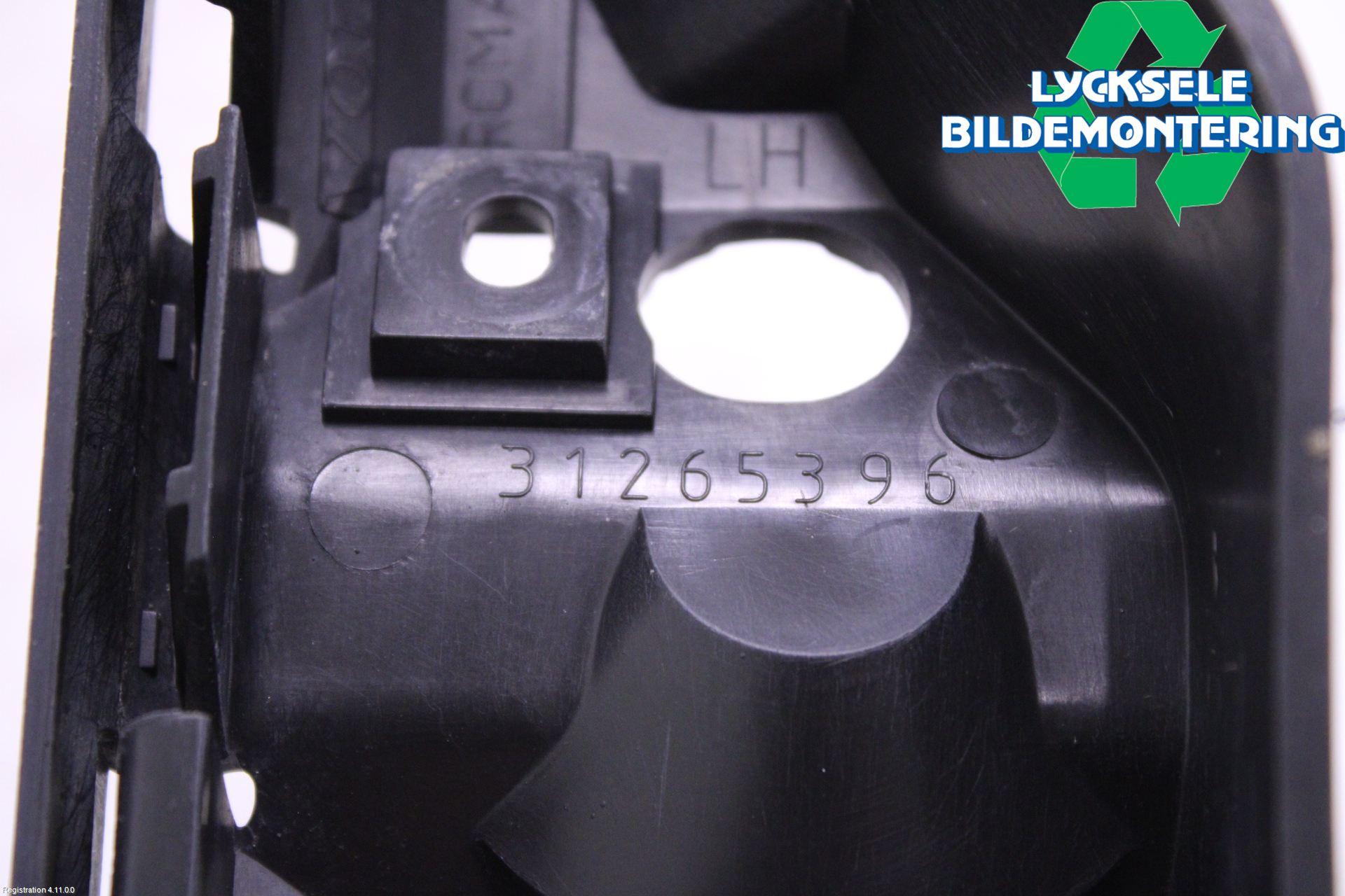 Volvo V50 08-12 Stötfångarfäste Fram Vä