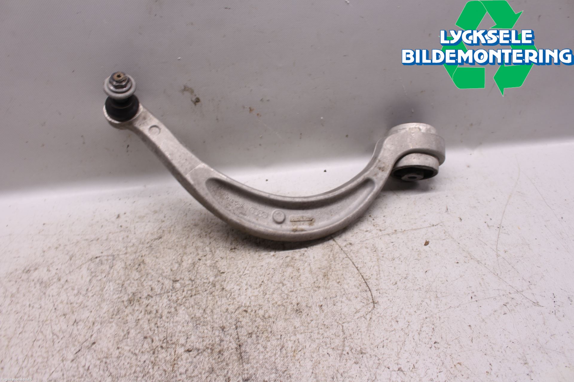 Audi A4/S4 B9 16-19 Bärarm Fram Undre Vä