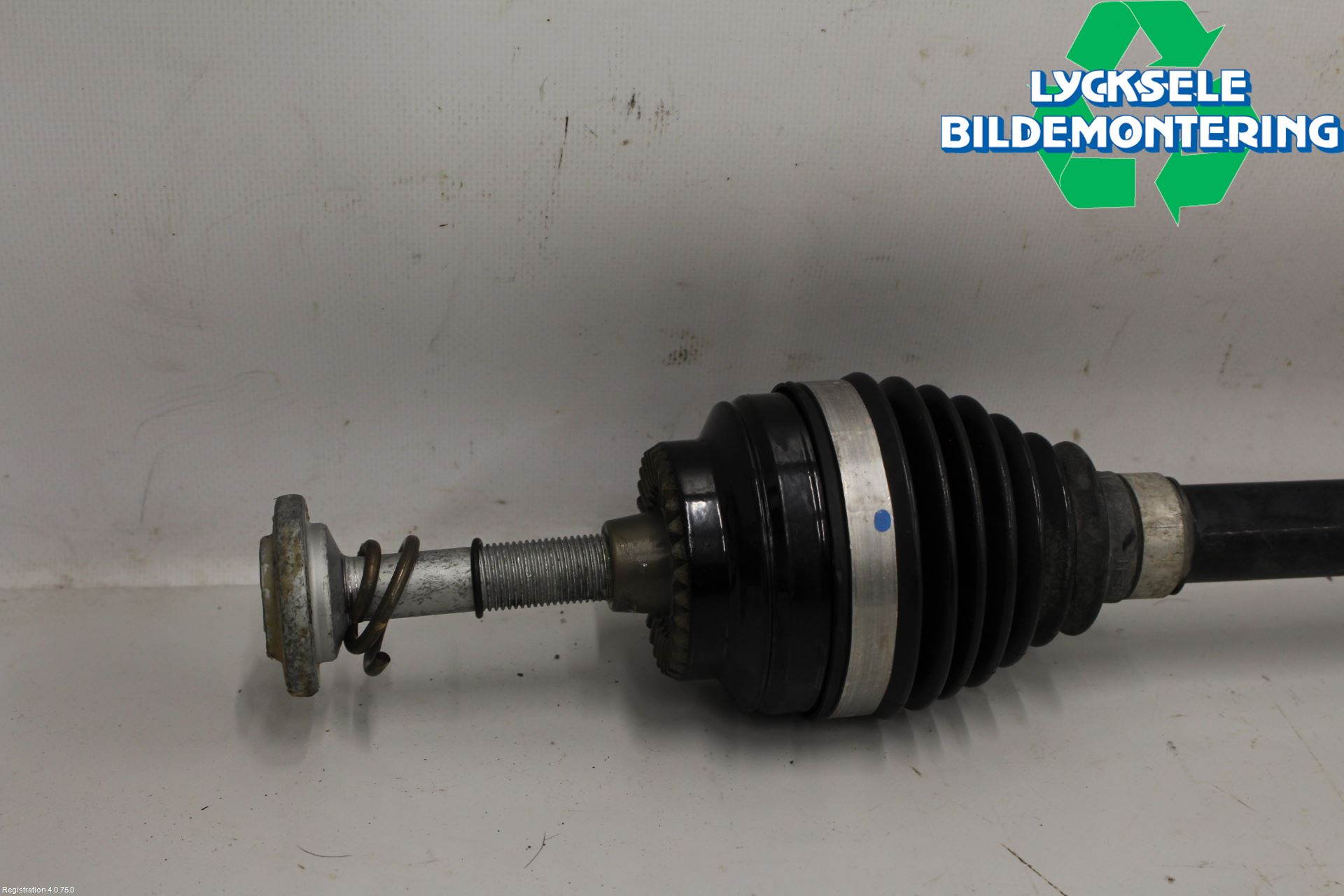 Mini COUNTRYMAN F60 17-23 Drivaxel Bak Höger