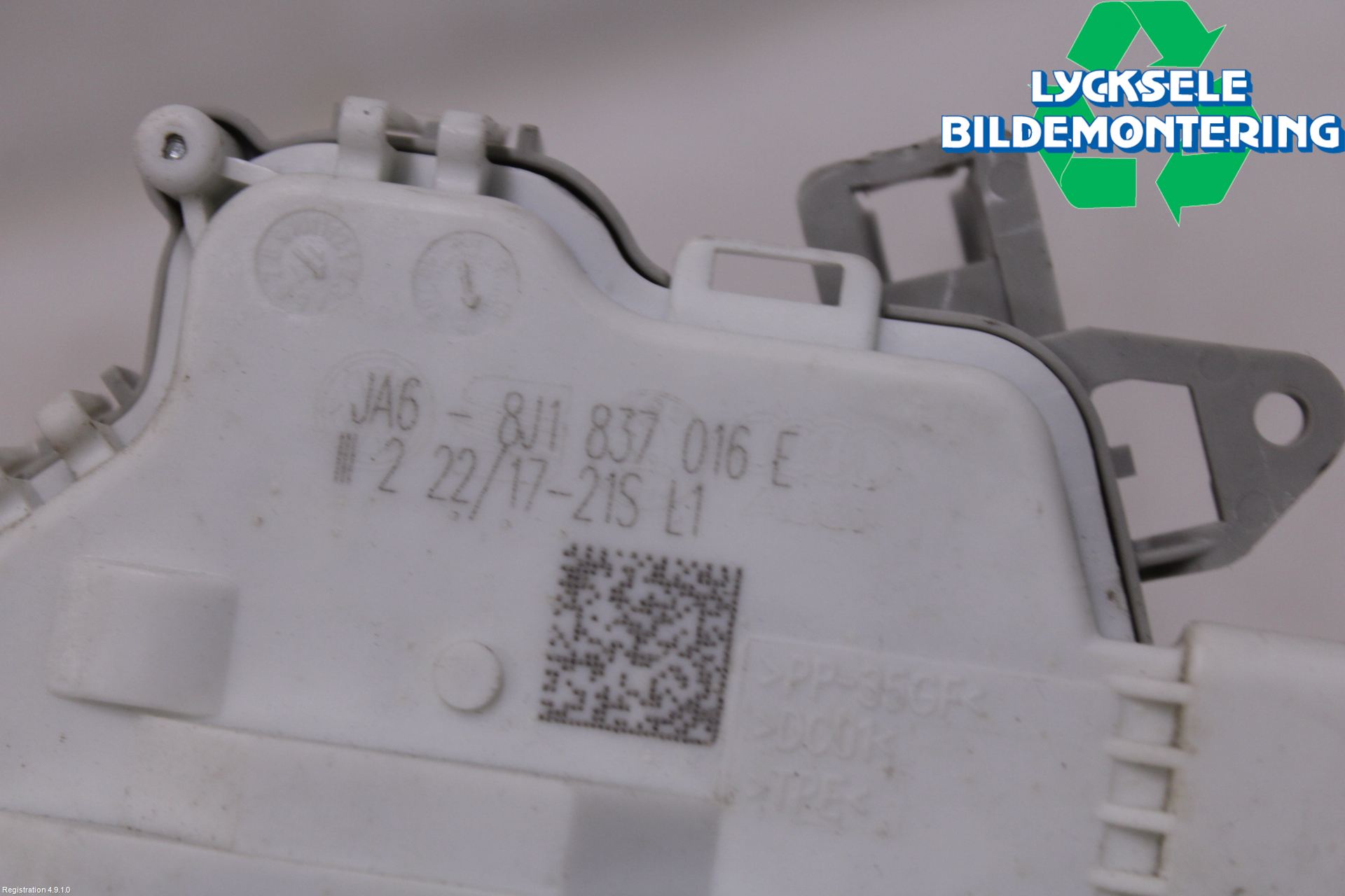 Audi A6 ALLROAD 12-18 Låskista-Dörrlås