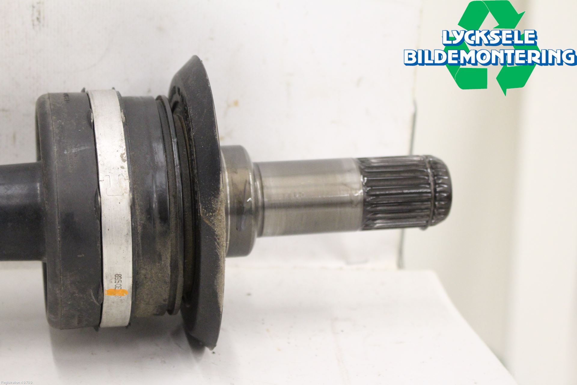 BMW X3 G01 18- Drivaxel Bak Vänster