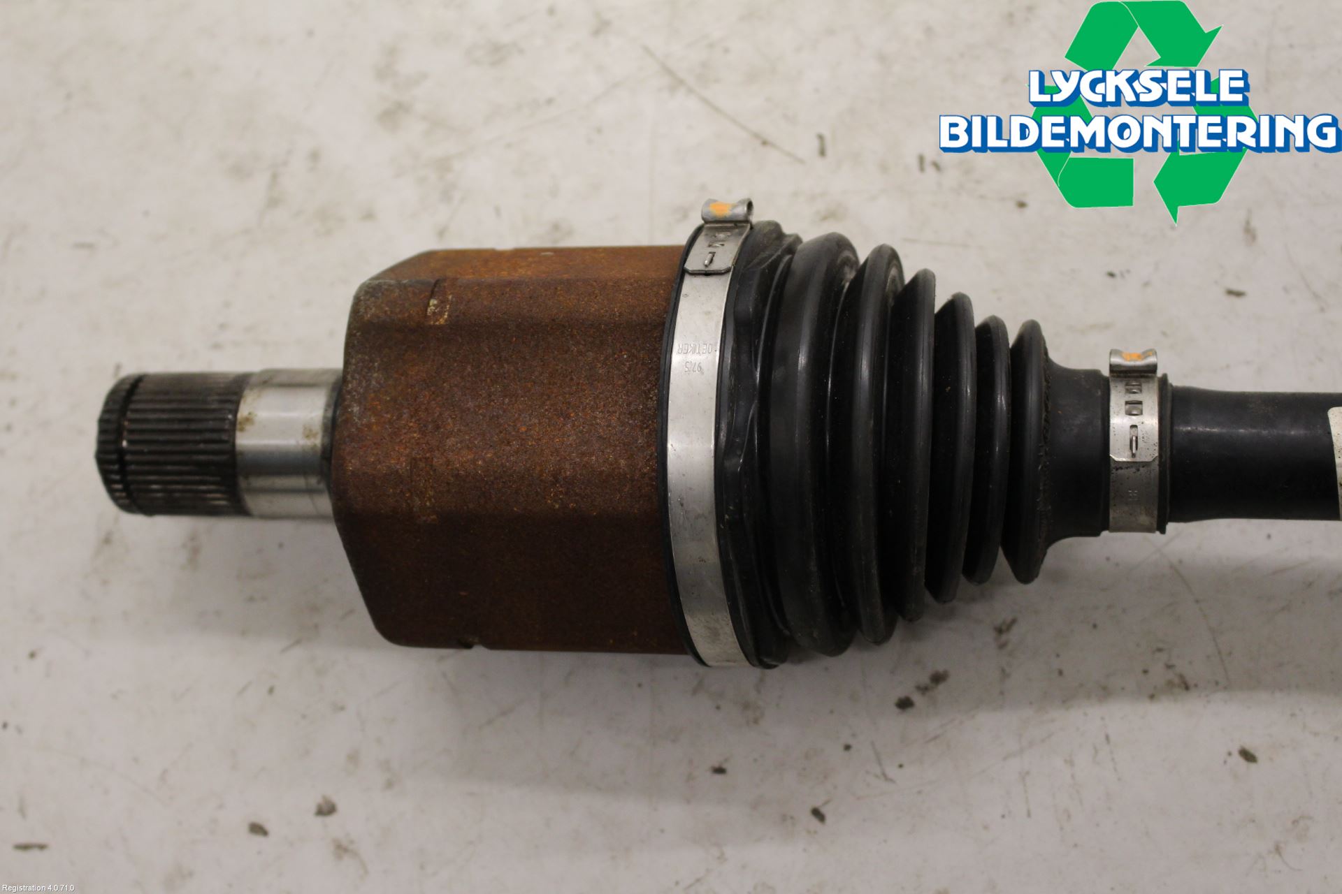 Volkswagen VW TRANSP/CARAVELLE (T6) 16-22 Drivaxel Fram Vänster