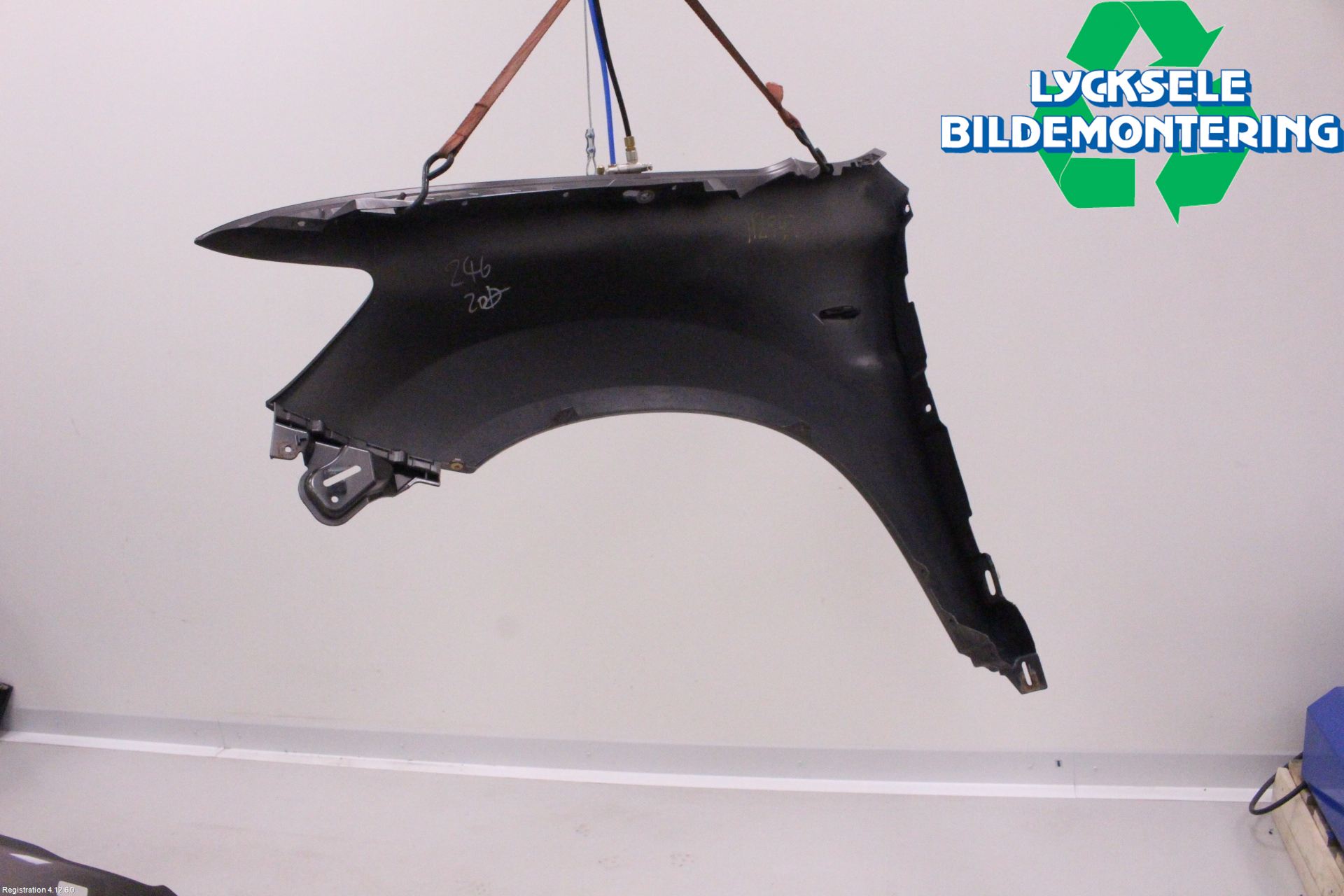 Mitsubishi ASX 10-22 Skärm Fram Höger