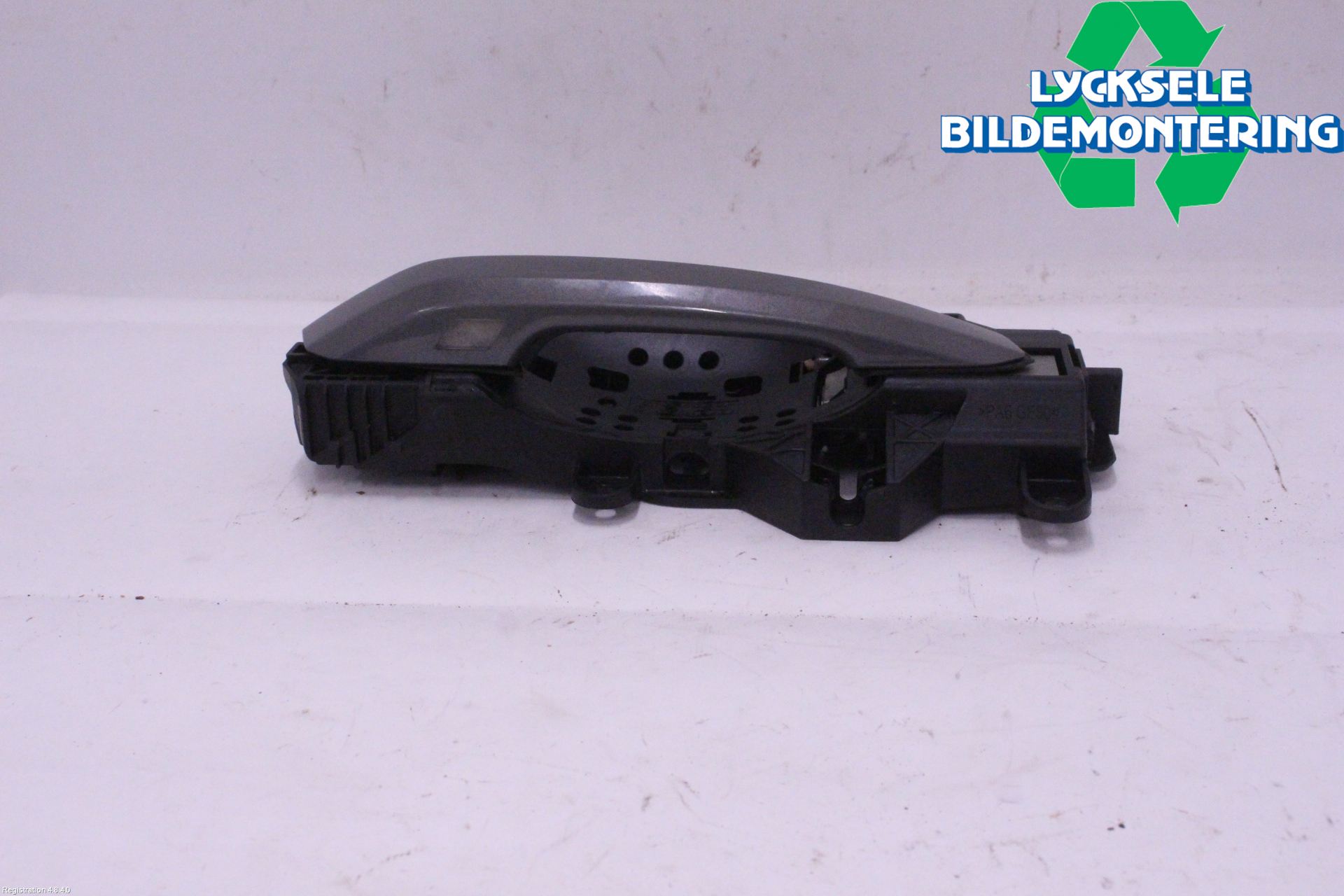 Audi A4/S4 B9 20- Dörrhandtag Yttre Hö