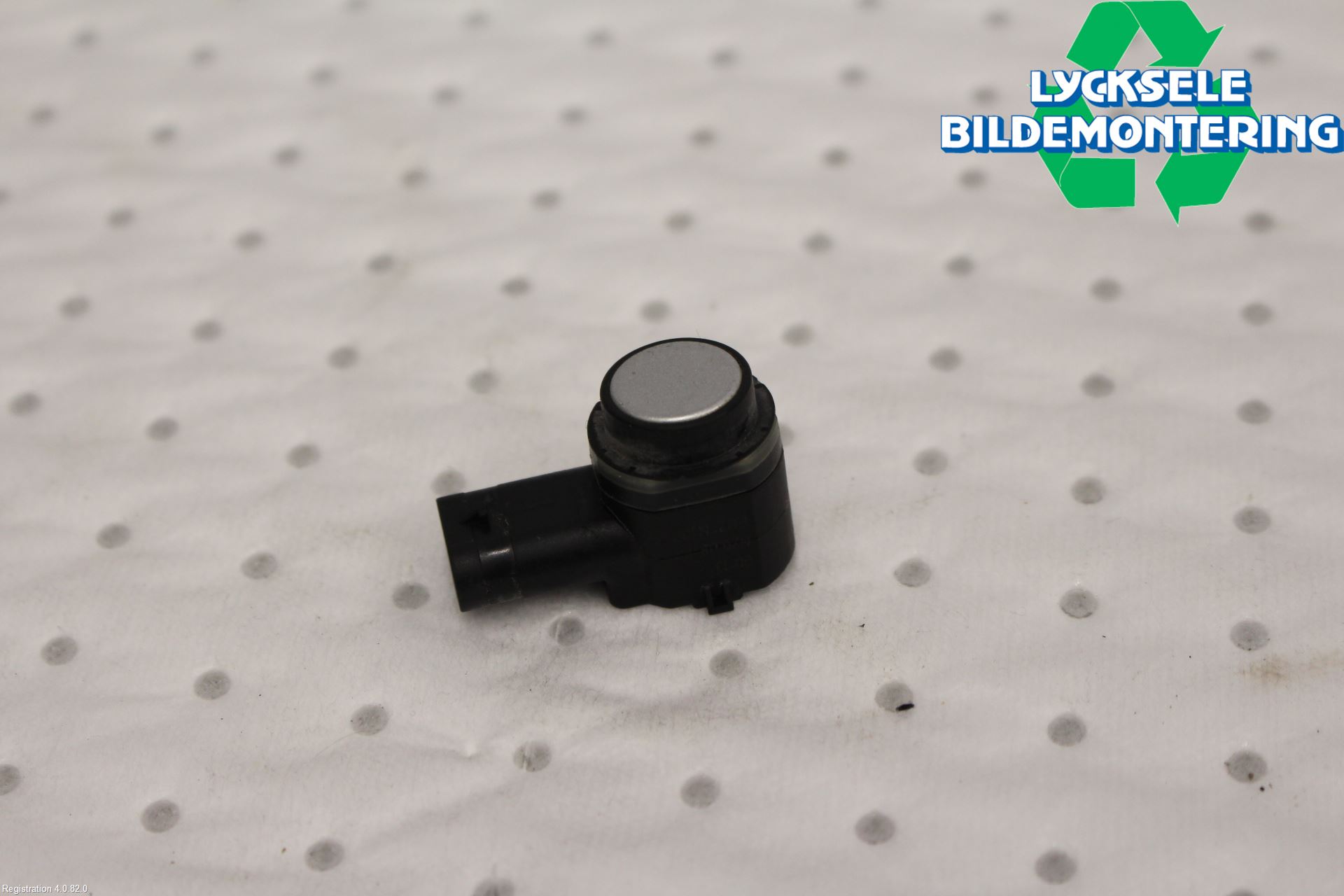 Volkswagen VW PASSAT 11-14 Parkeringshjälp Frontsensor