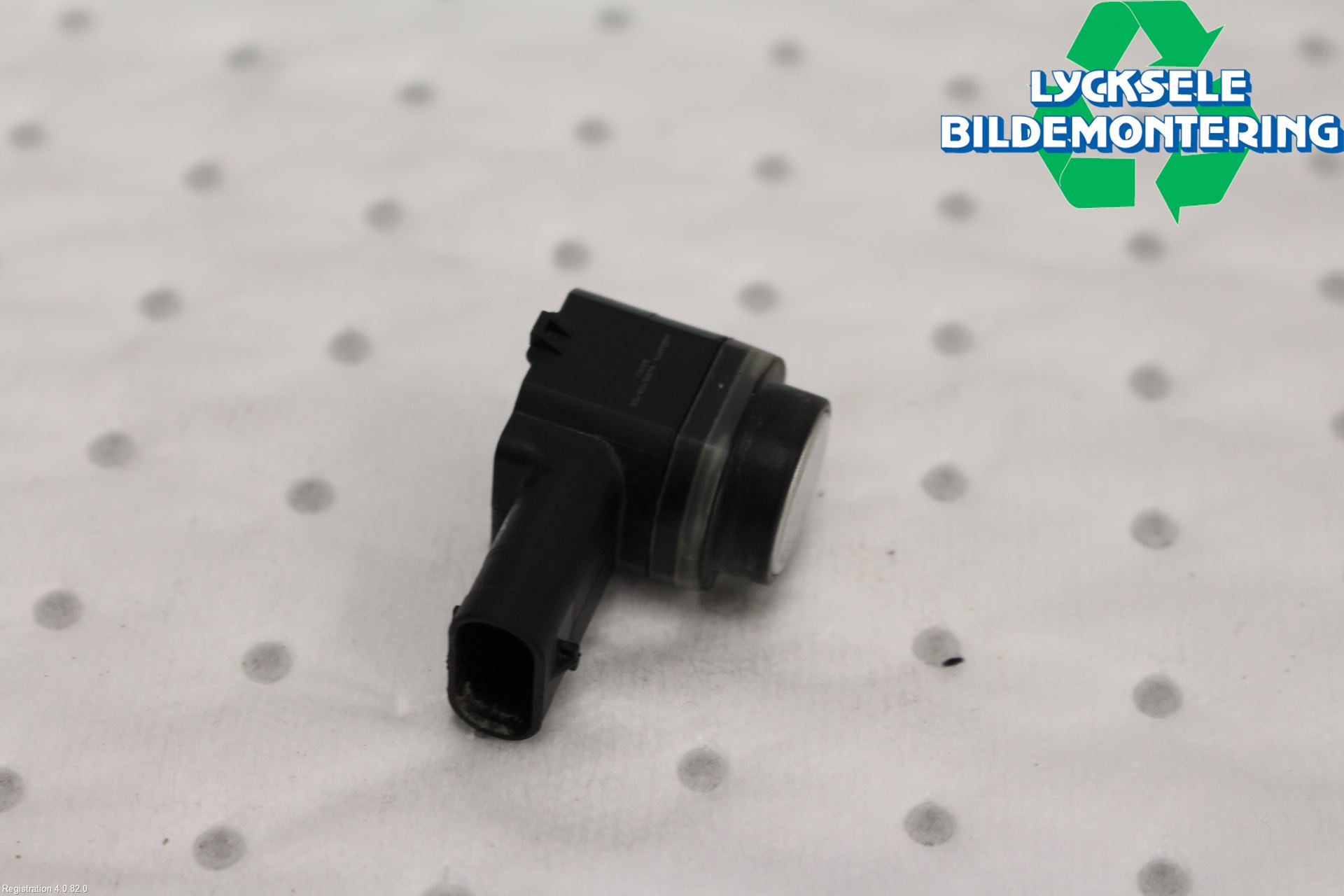 Volkswagen VW PASSAT 11-14 Parkeringshjälp Frontsensor