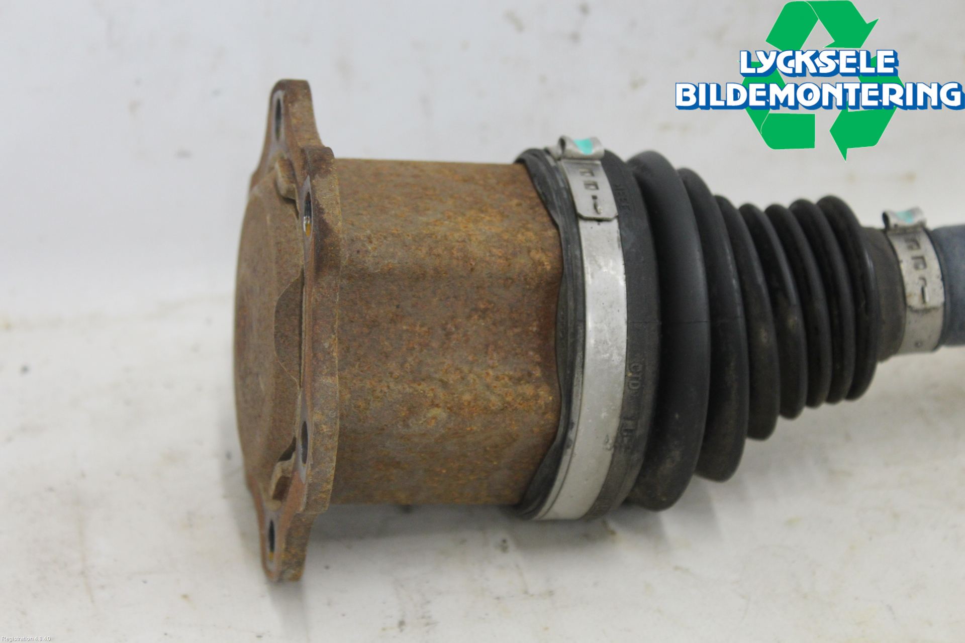 Audi A5 07-16 Drivaxel Fram Höger