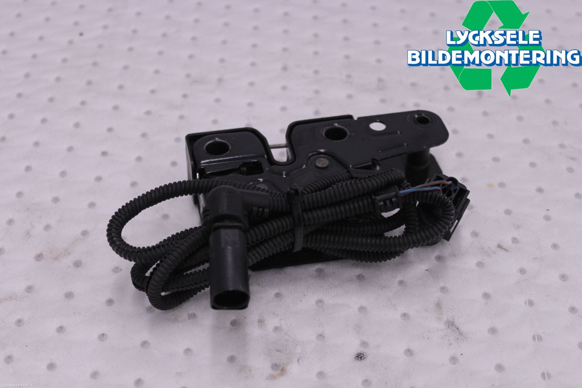 Volkswagen VW TRANSP/CARAVELLE (T5) 04-15 Huvlås