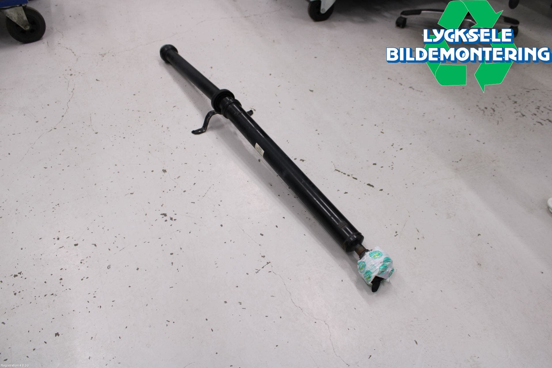 Audi A6 ALLROAD 12-18 Mellanaxel Komp