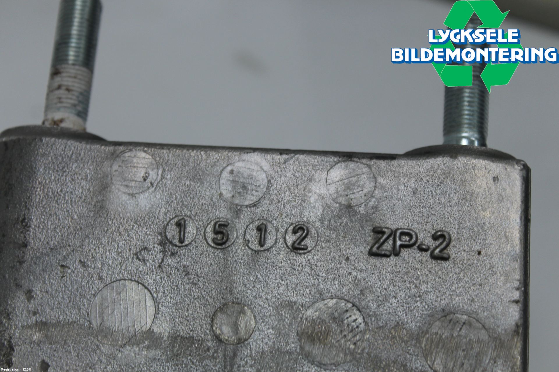 Suzuki SX4 S-CROSS 22- Motorfäste