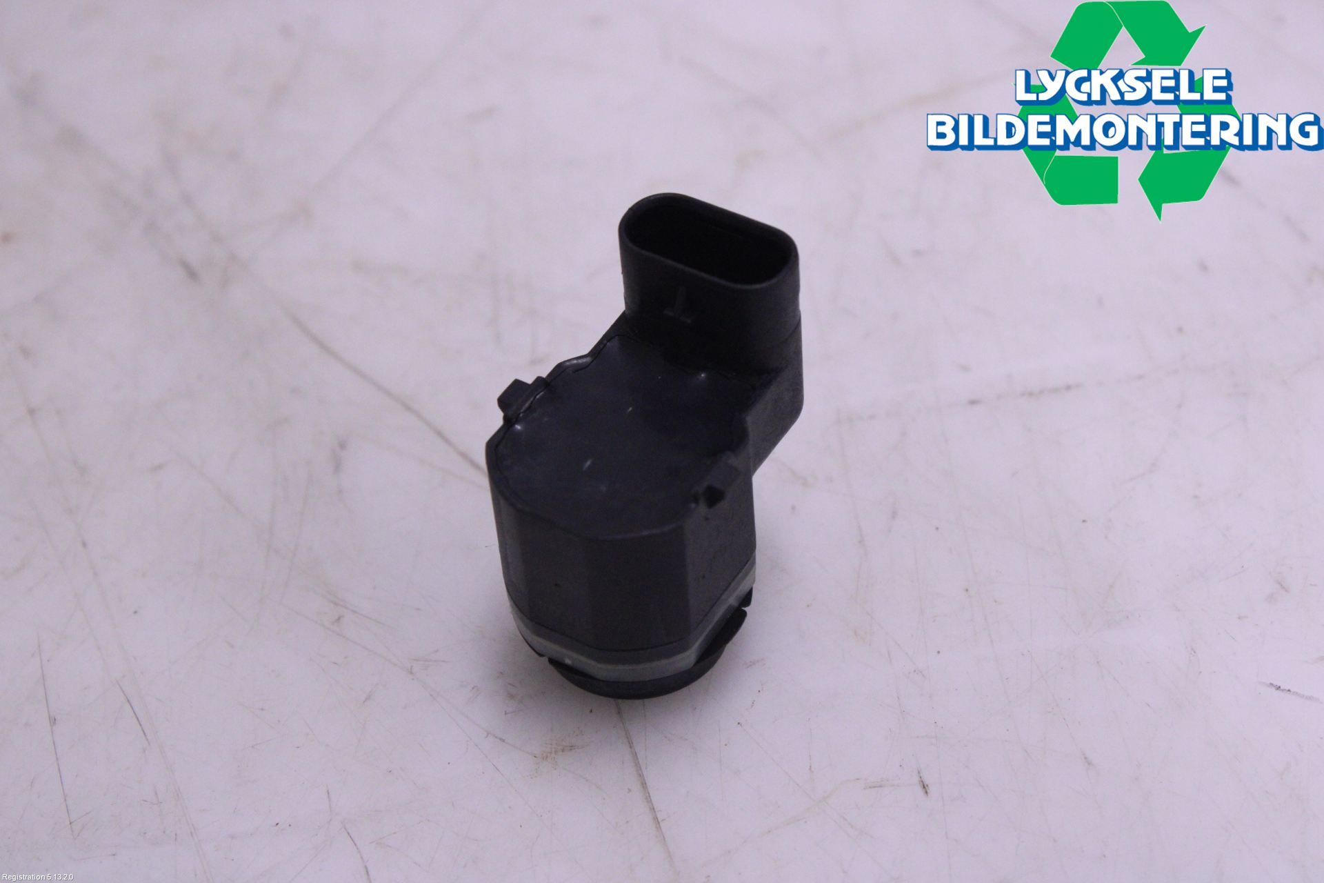BMW 5 F10/F11/F18 09-17 Parkeringshjälp Backsensor