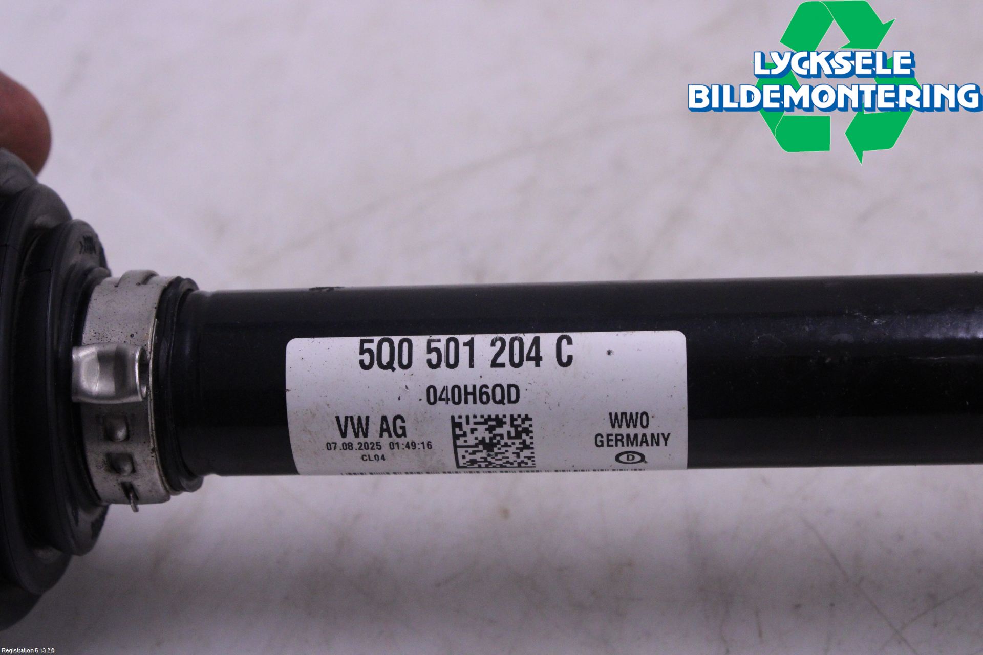 Volkswagen VW T-ROC 18- Drivaxel Bak Höger