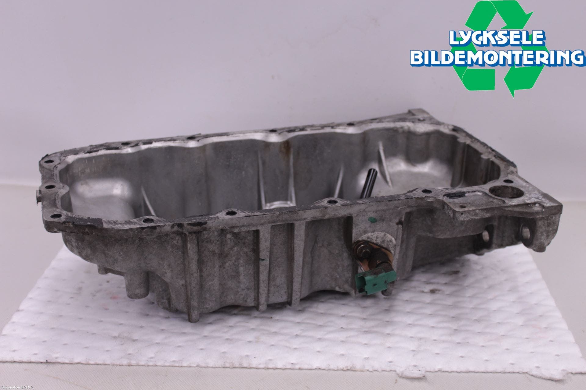 Volvo S60 11-13 Oljetråg