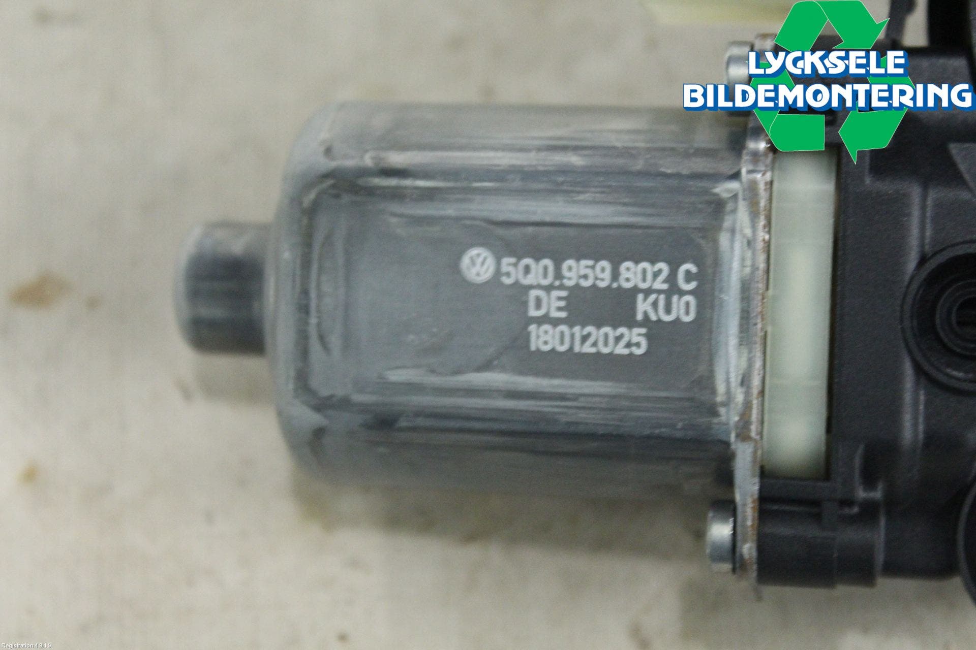 Audi Q3 F3 19- Fönsterhissmotor