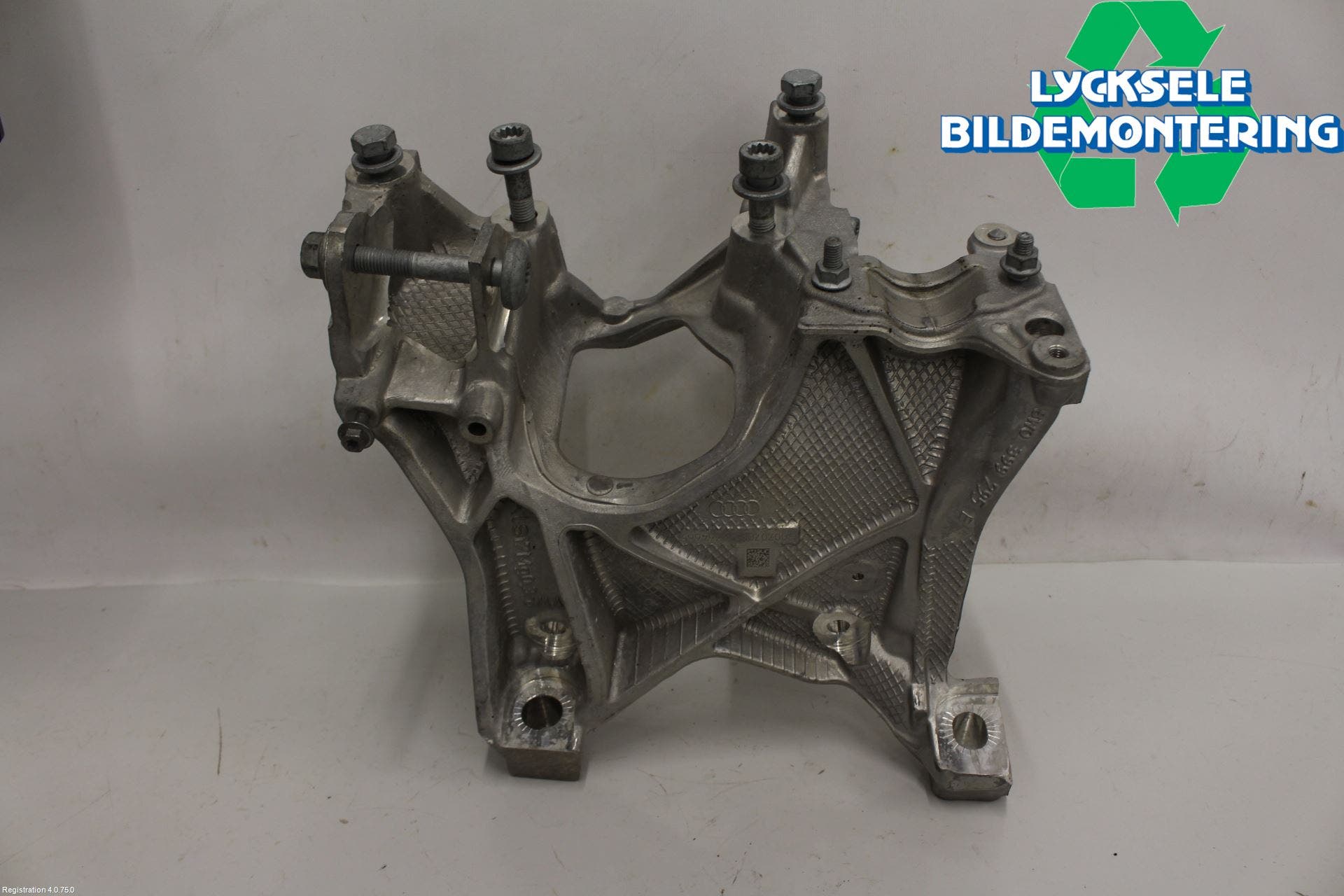 Audi A5 17- Växellådsfäste