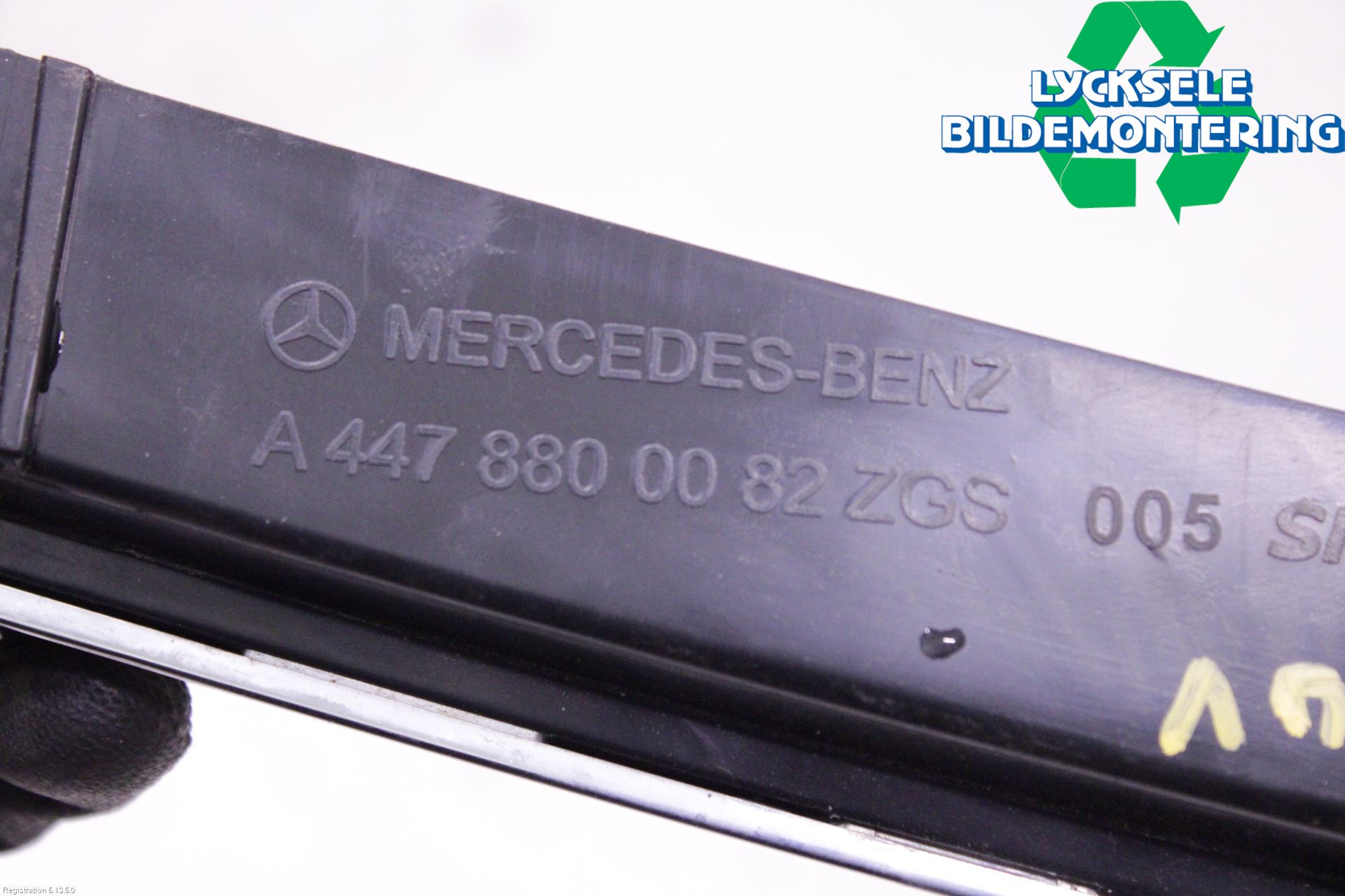 Mercedes-Benz MB VITO/V-KLASS (W640,W447,W448) 14- Grillsarg